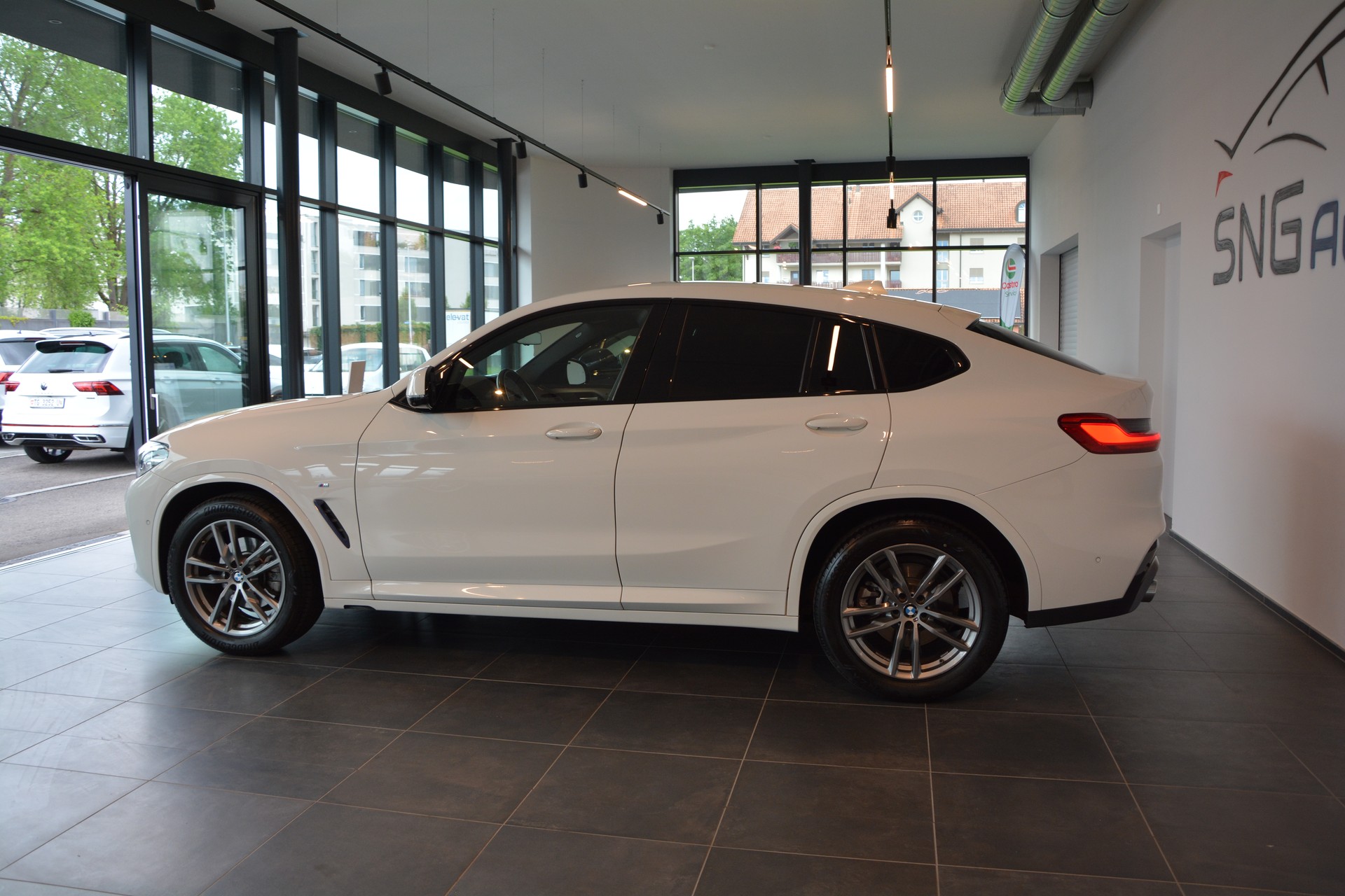 BMW X4 xDrive 20d M Sport Steptronic-image-2