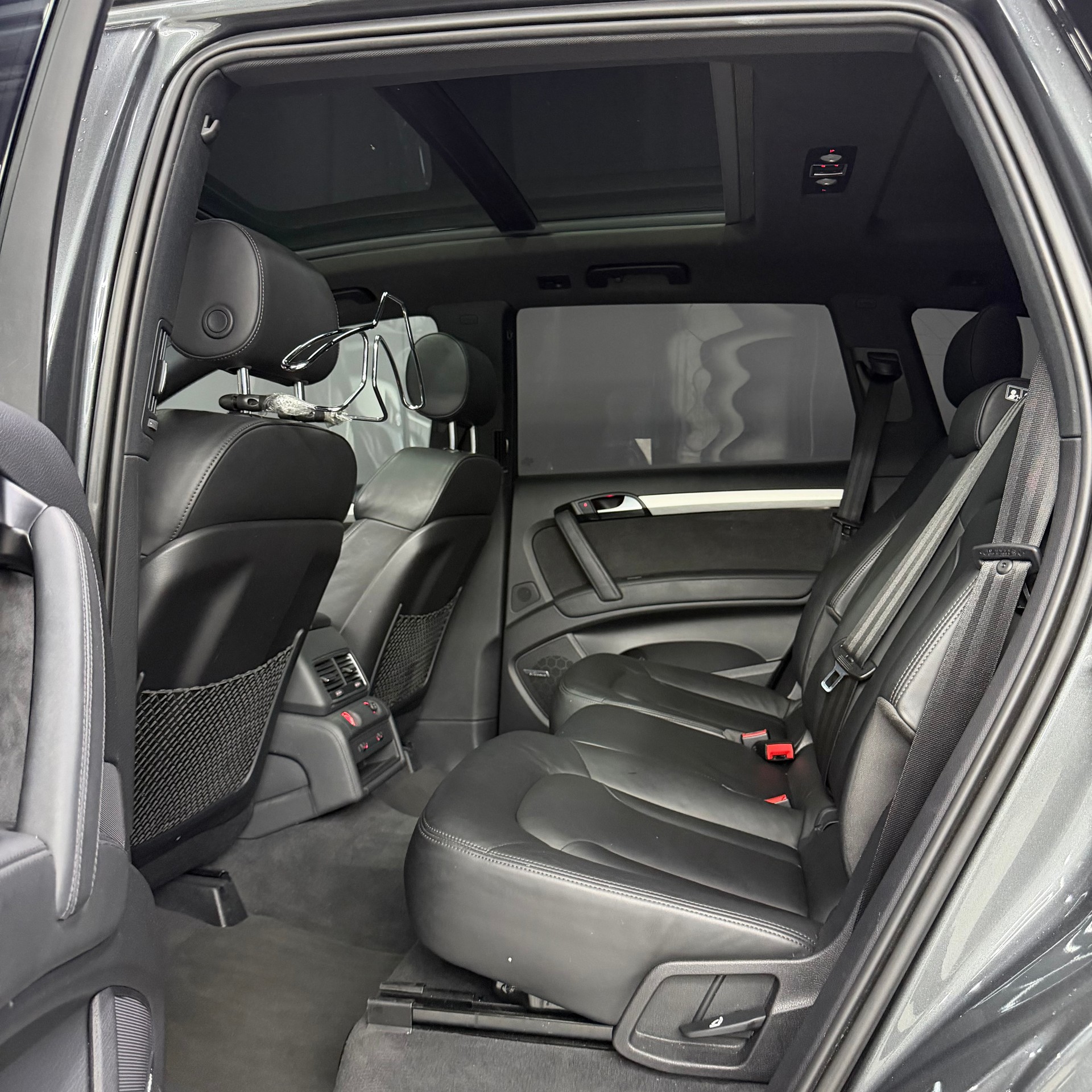AUDI Q7 3.0 TDI quattro tiptronic-image-9