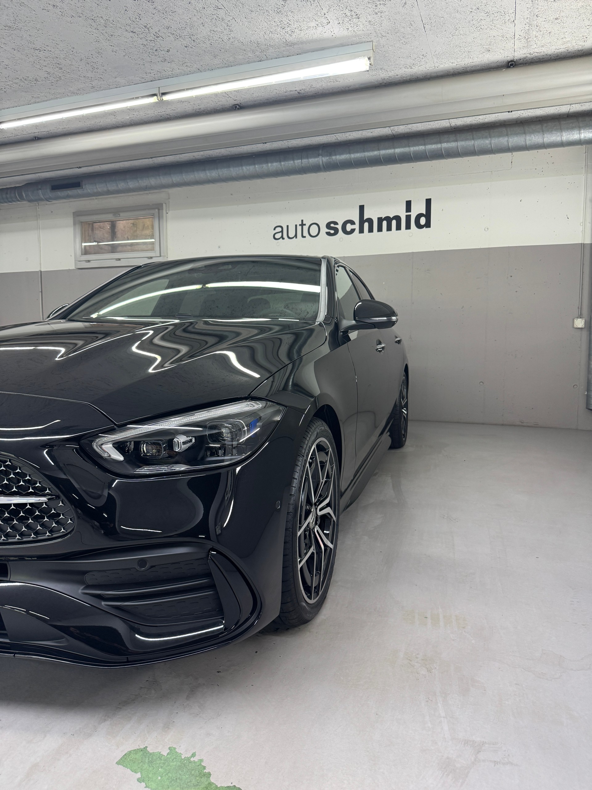 MERCEDES-BENZ C 220 d 4Matic Swiss Star-showroom-element-2