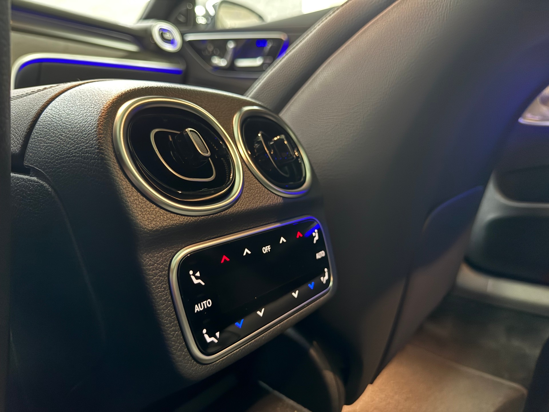 MERCEDES-BENZ C 220 d 4Matic Swiss Star-image-16