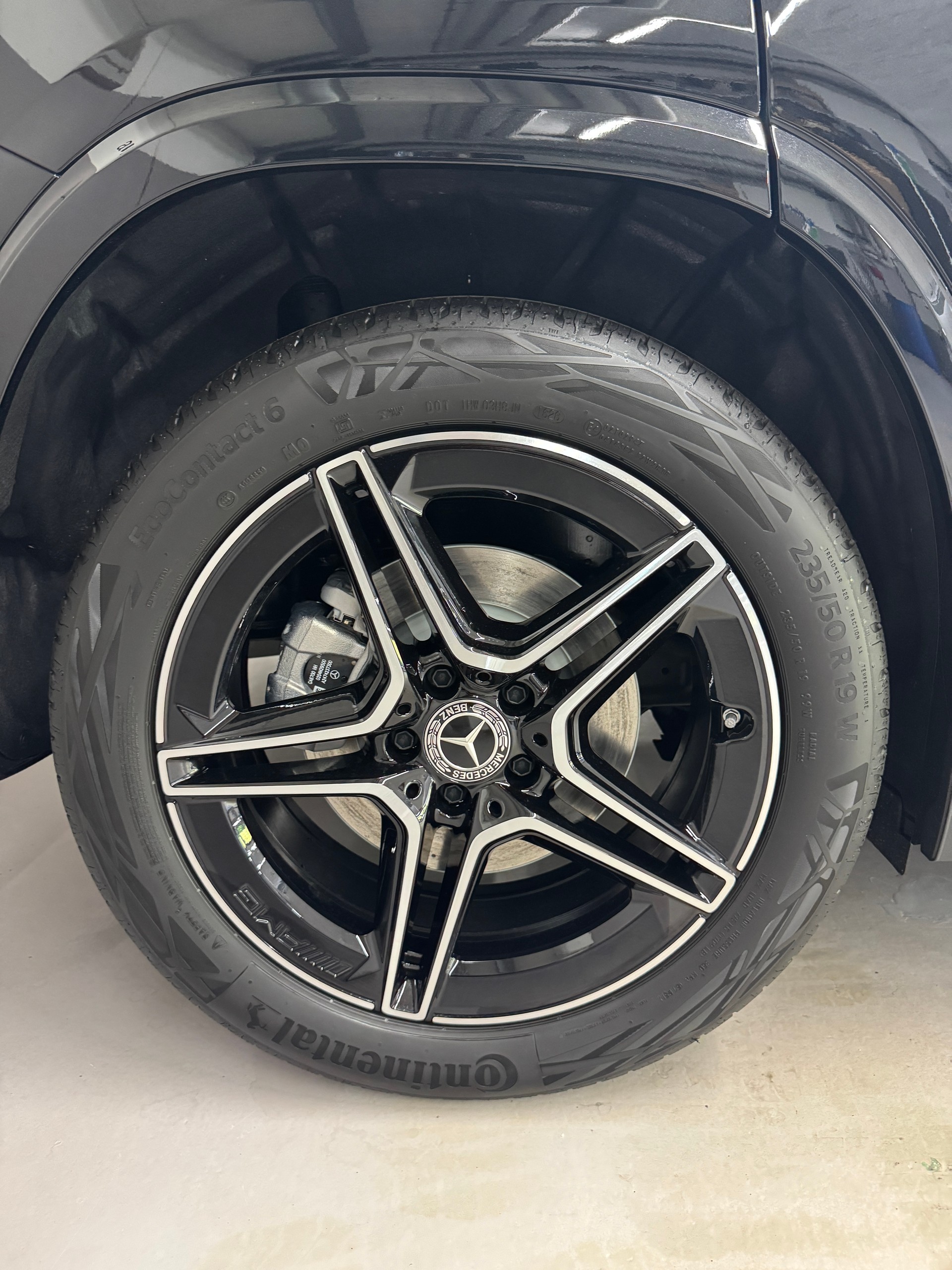MERCEDES-BENZ C 220 d 4Matic Swiss Star-showroom-element-3