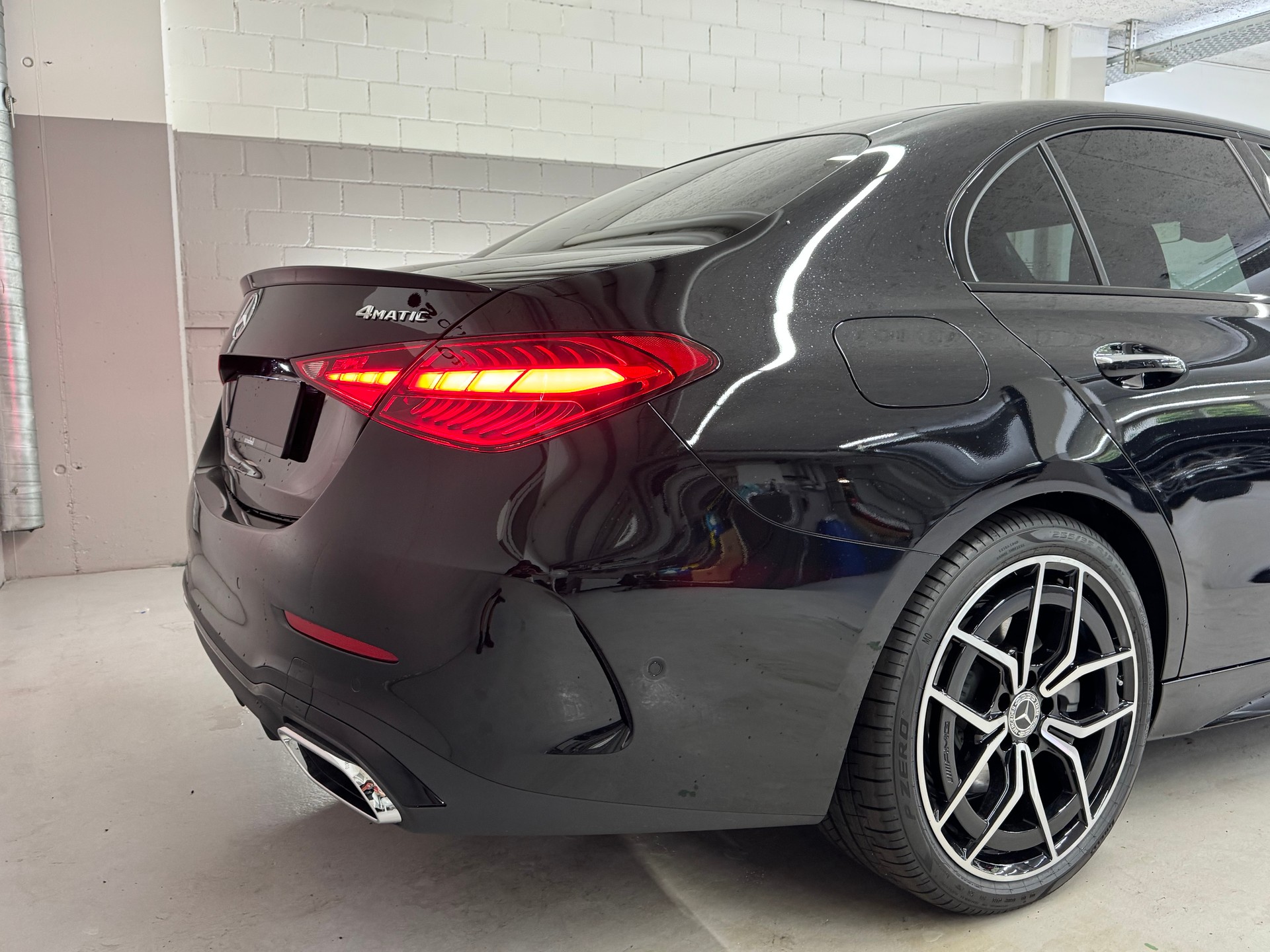 MERCEDES-BENZ C 220 d 4Matic Swiss Star-image-3
