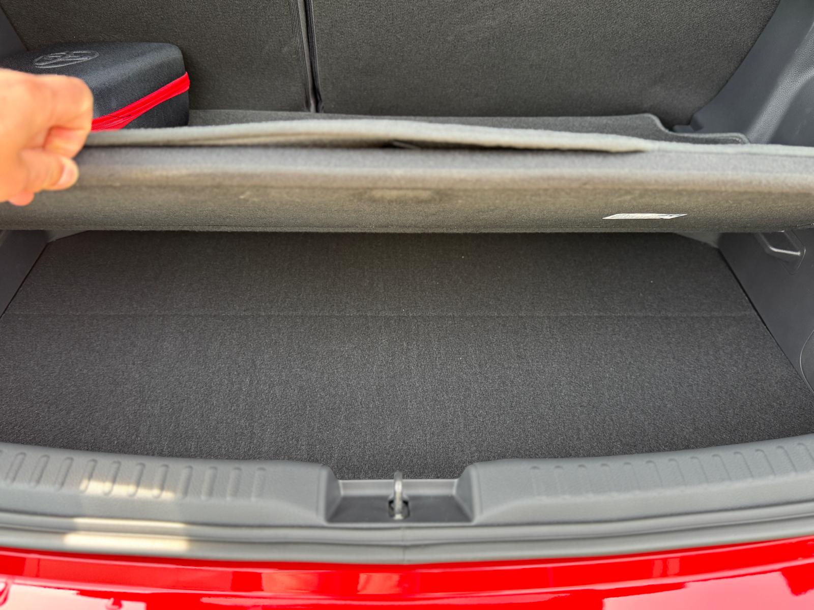 TOYOTA Yaris 1.5 GR Sport e-CVT-image-12