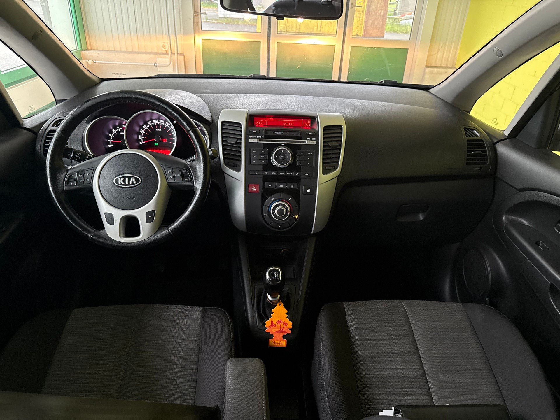 KIA Venga 1.6 CRDi Style-image-9