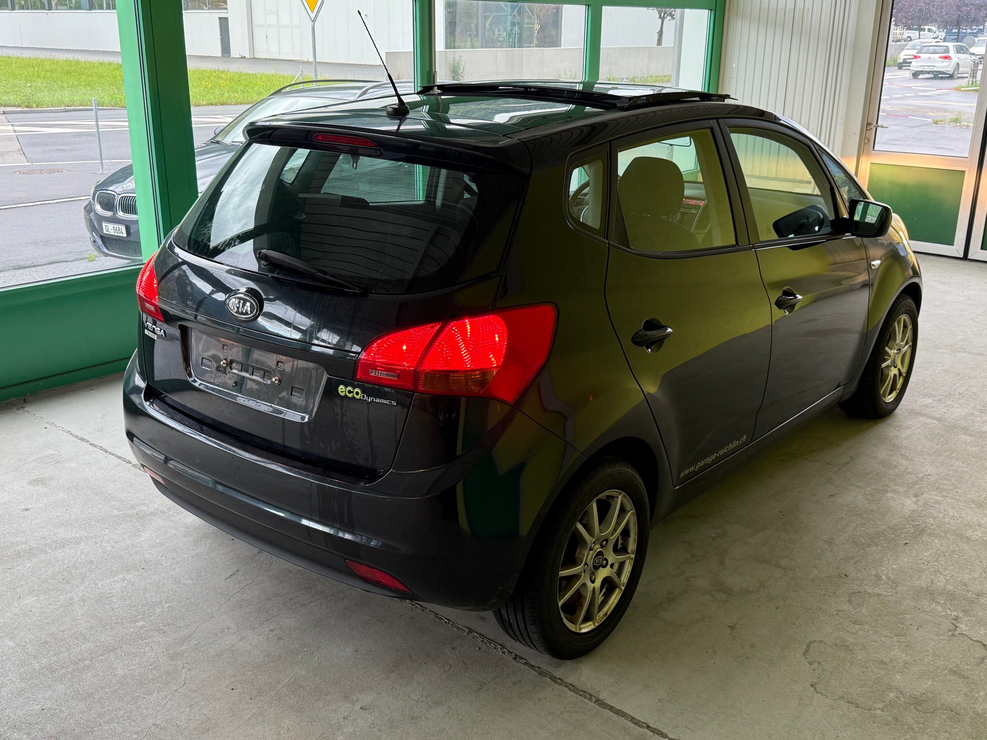 KIA Venga 1.6 CRDi Style-image-13