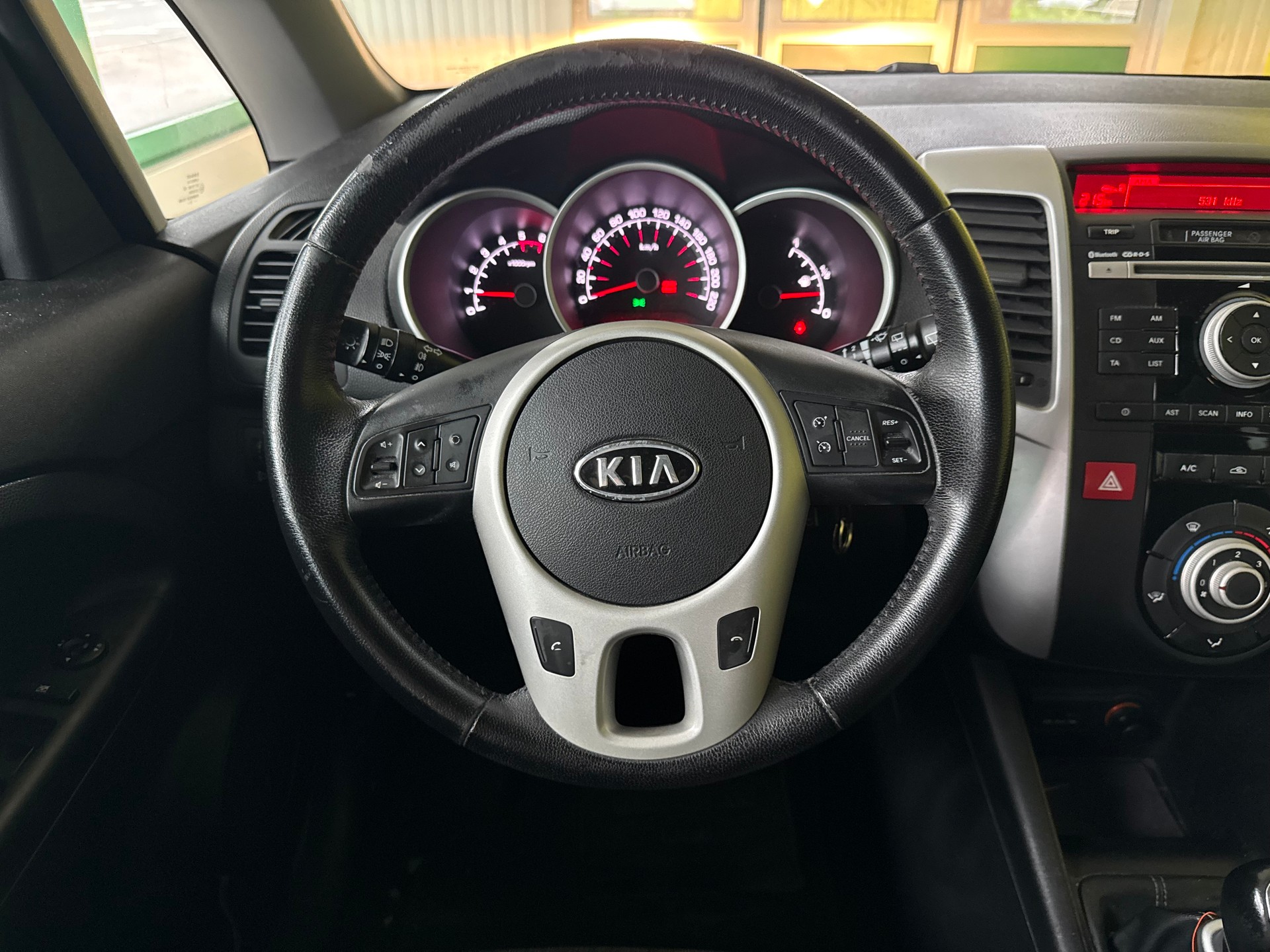 KIA Venga 1.6 CRDi Style-image-10
