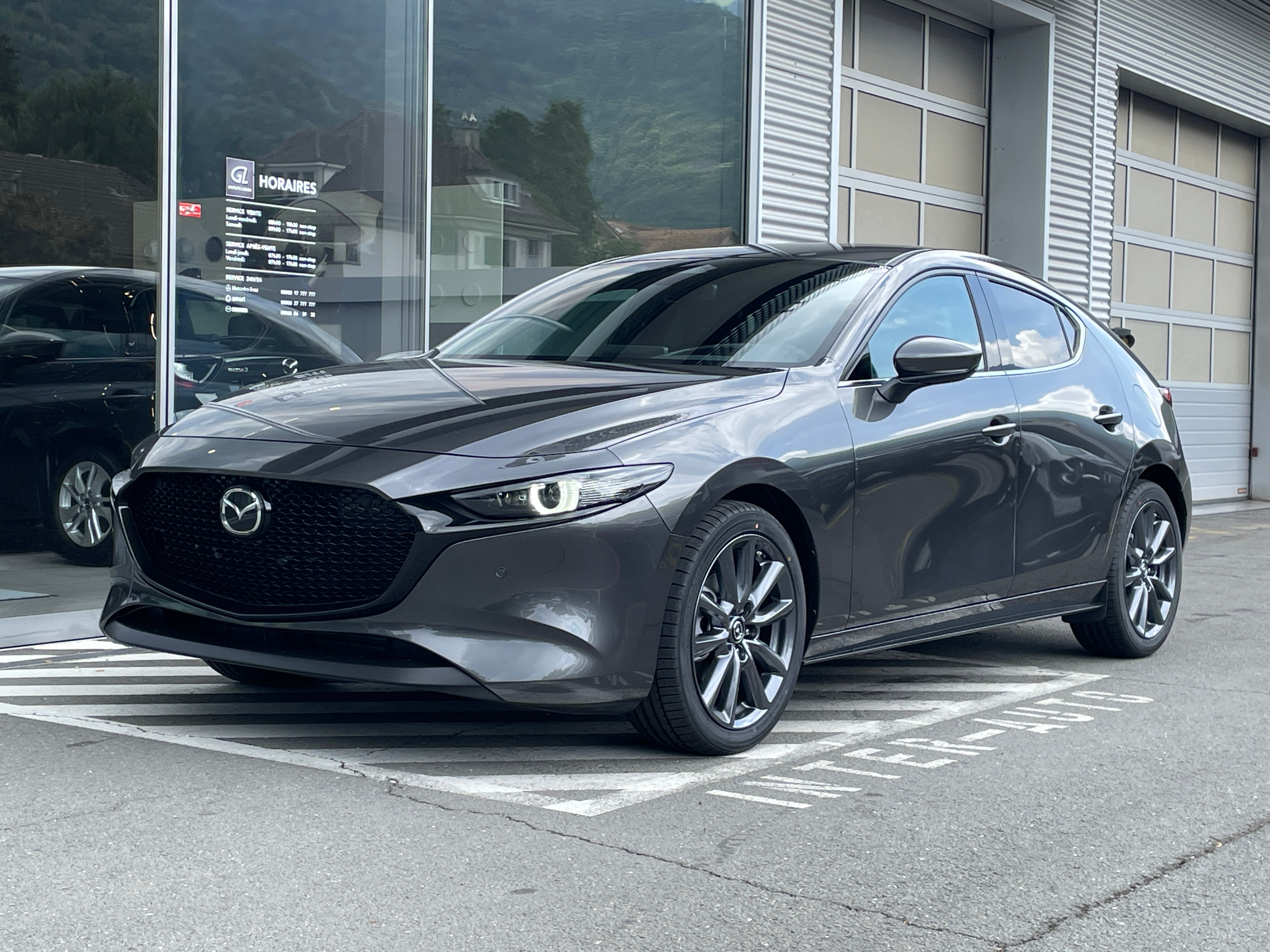 Photo MAZDA 3 3 Hatchback SKYACTIV-G M Hybrid 140 Exclusive Line Automat