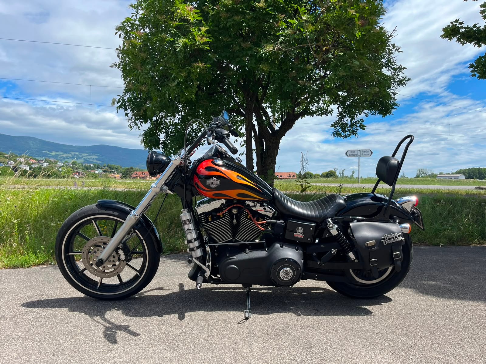 HARLEY-DAVIDSON FXDWGI Dyna Wide Glide-showroom-element-1