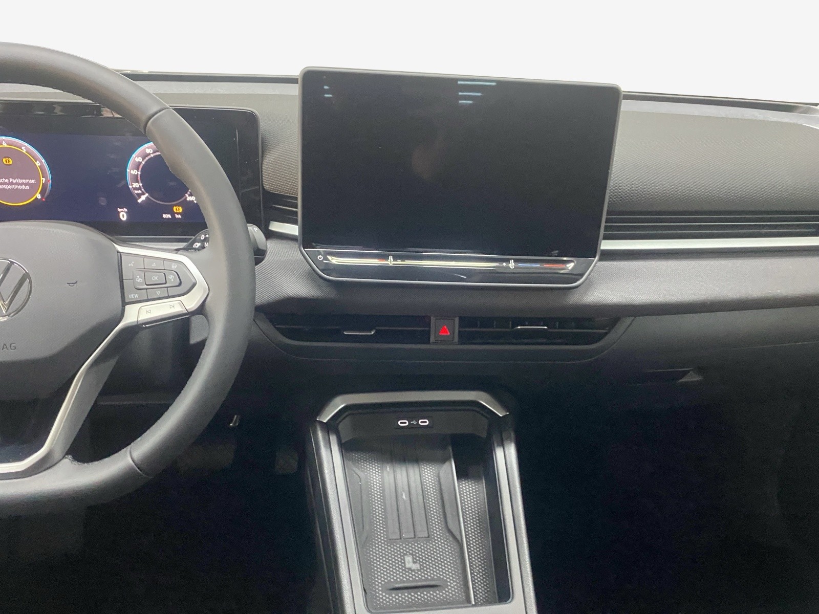 VW T-Roc LIFE 1.5eTSI 115PS-image-9