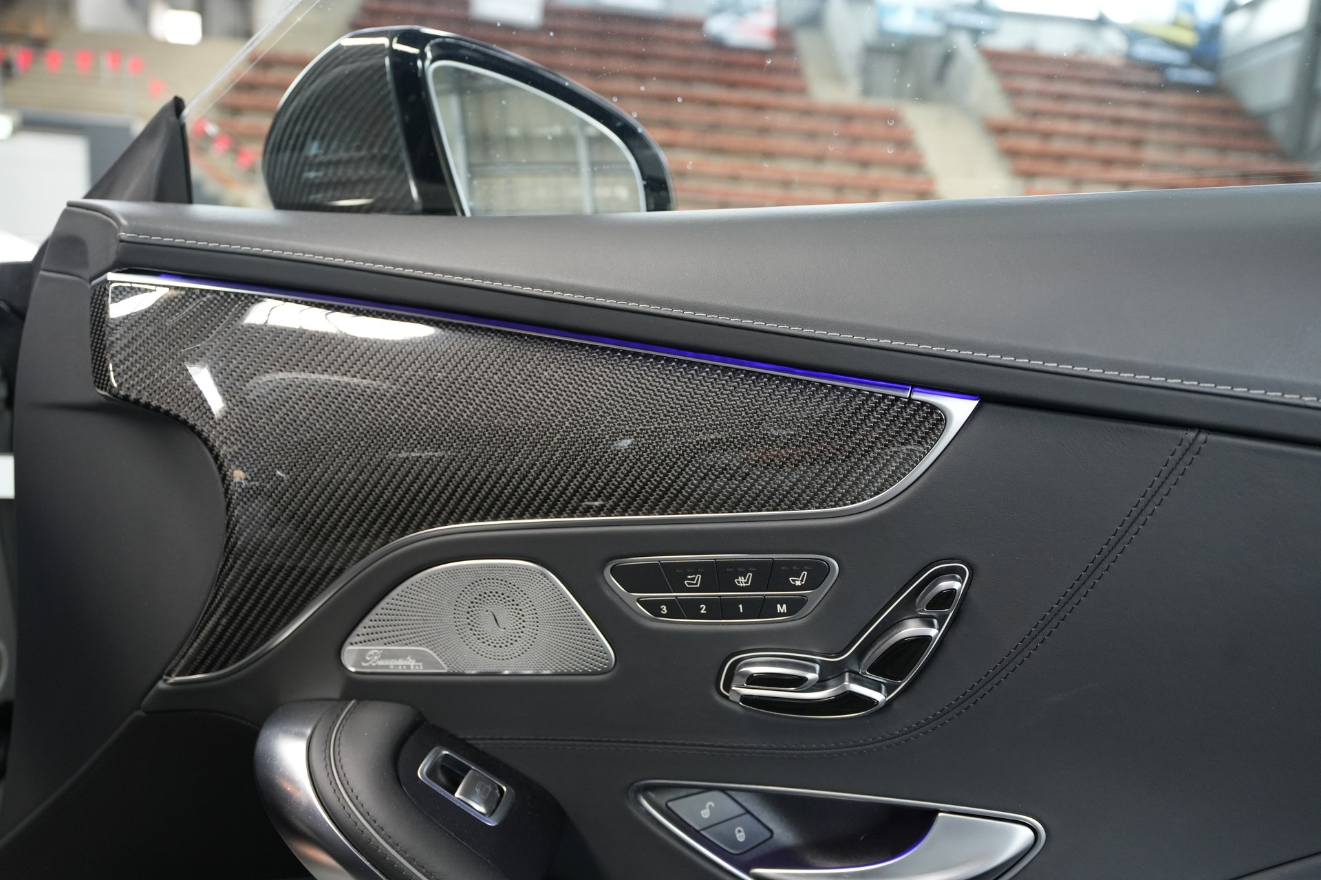 MERCEDES-BENZ S 63 AMG Cabriolet 4Matic Speedshift MCT-image-16