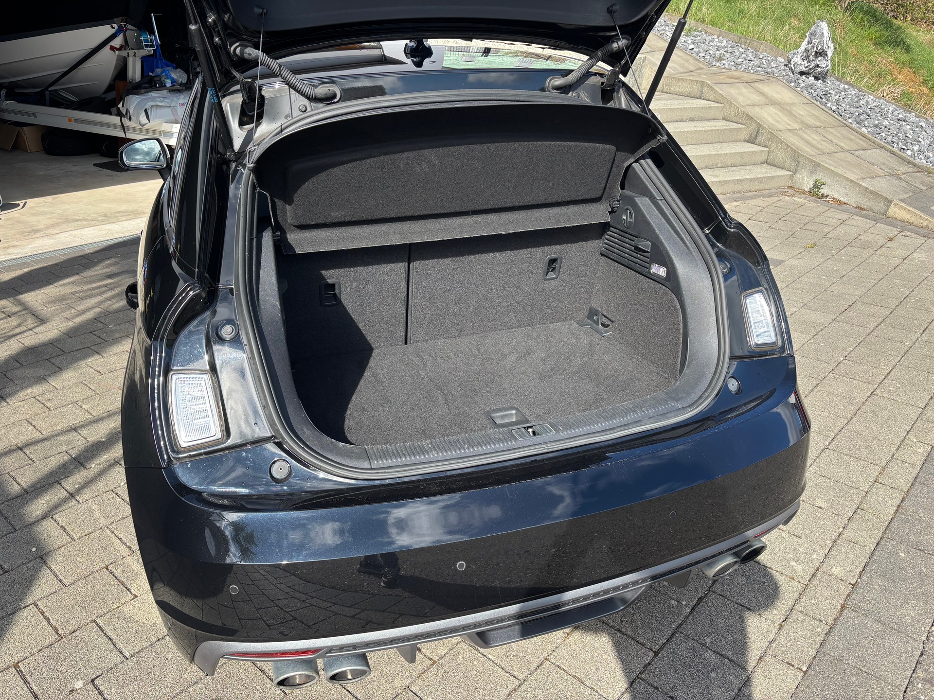 AUDI 2.0 TFSI quattro-image-15
