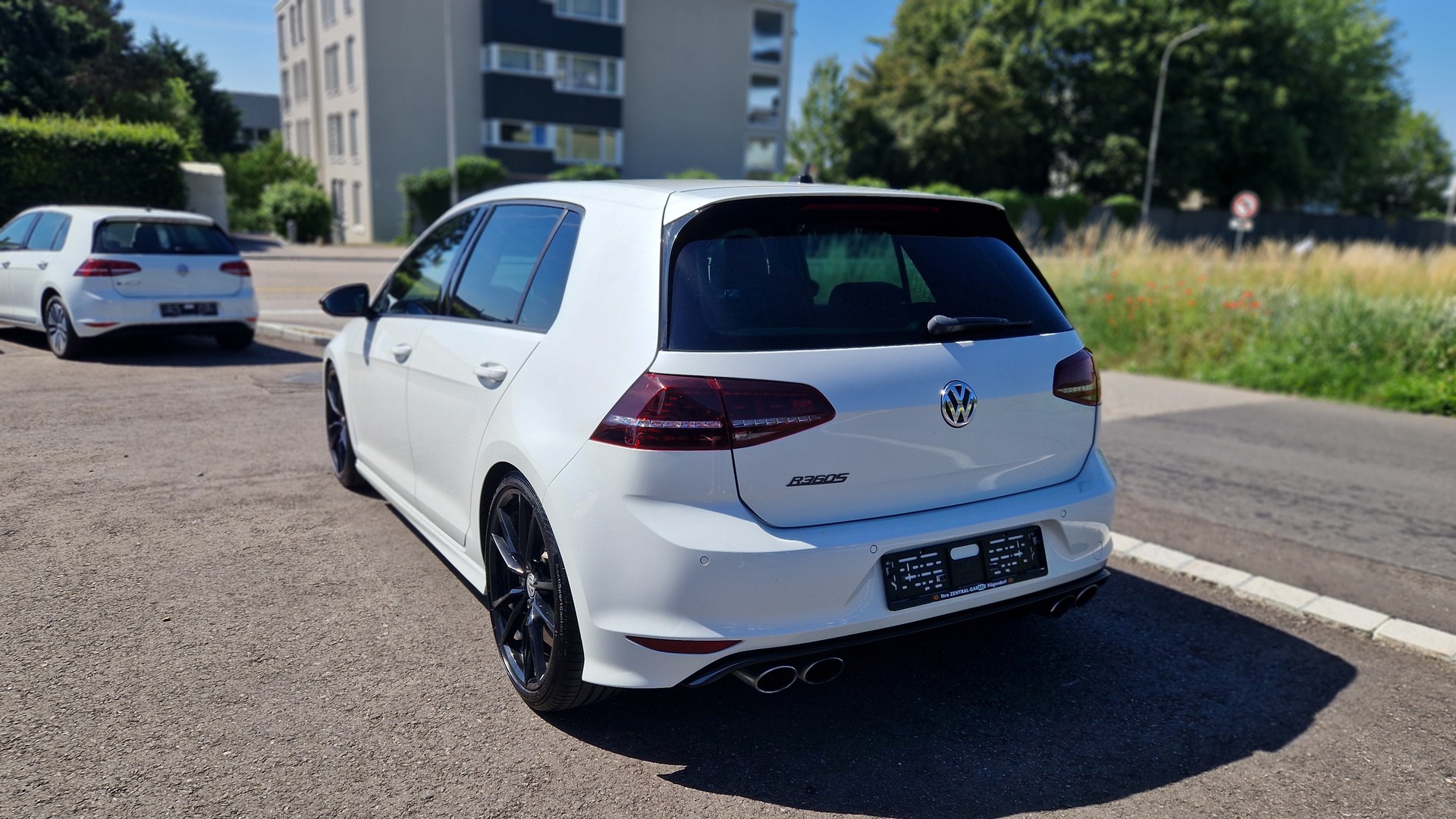 VW Golf R 360S 2.0 TSI 4Motion DSG-image-3
