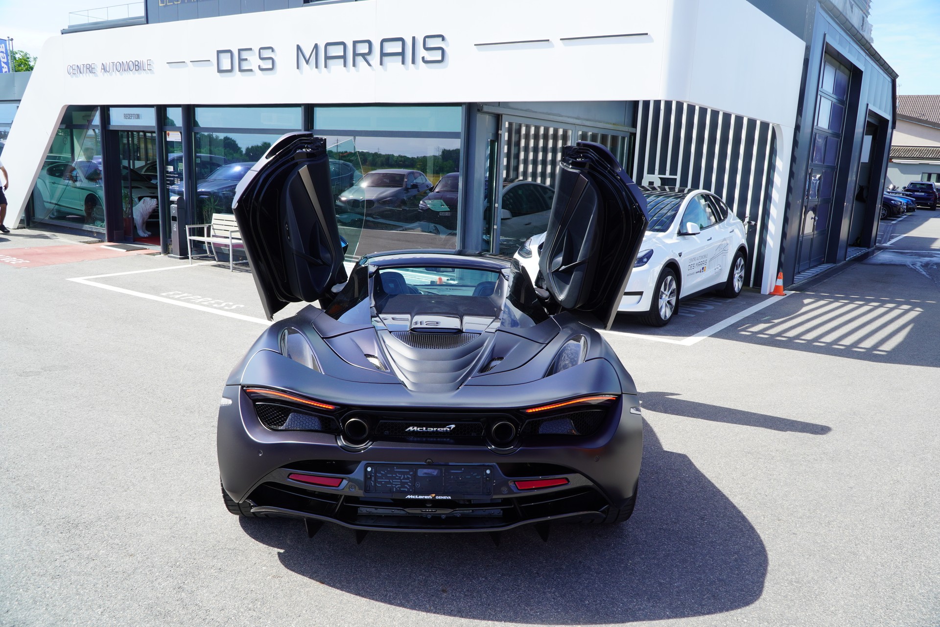 McLAREN 720S Spider 4.0 V8 SSG-image-11