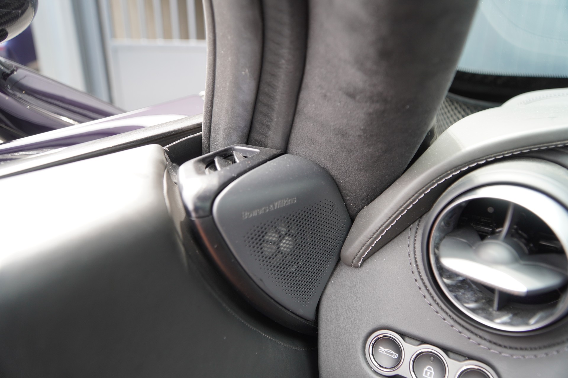 McLAREN 720S Spider 4.0 V8 SSG-image-24