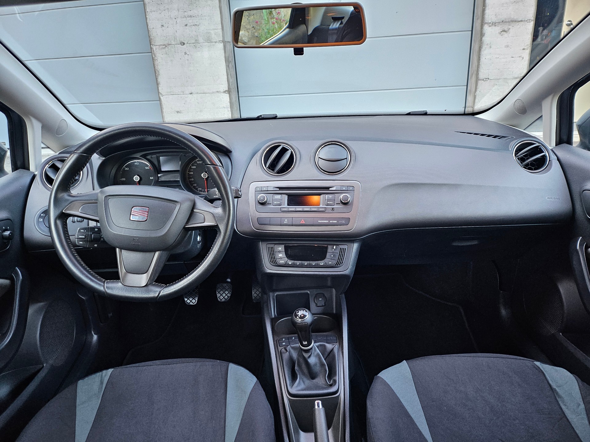 SEAT 1.6 TDI 105 Style-image-4