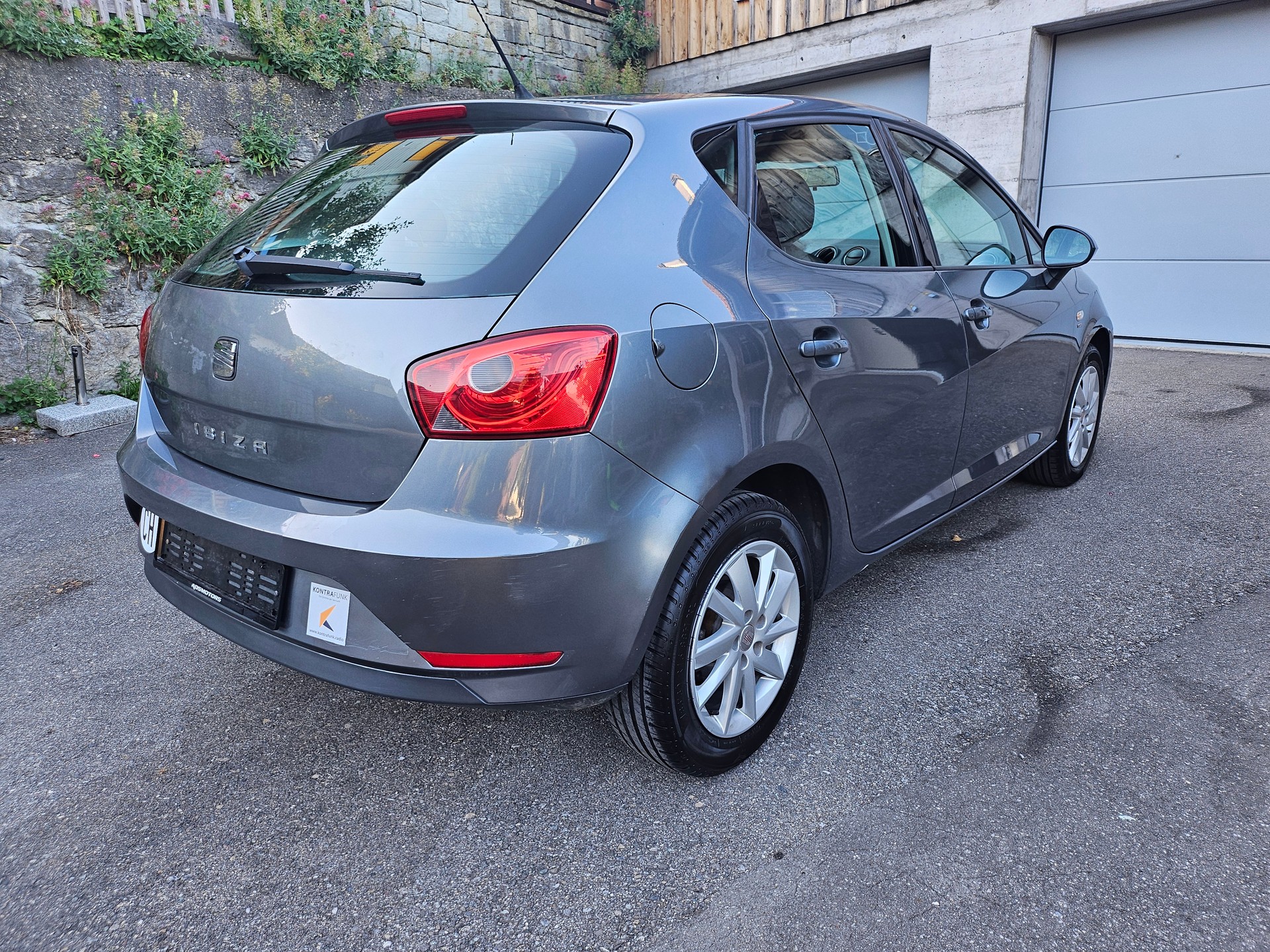 SEAT 1.6 TDI 105 Style-image-3