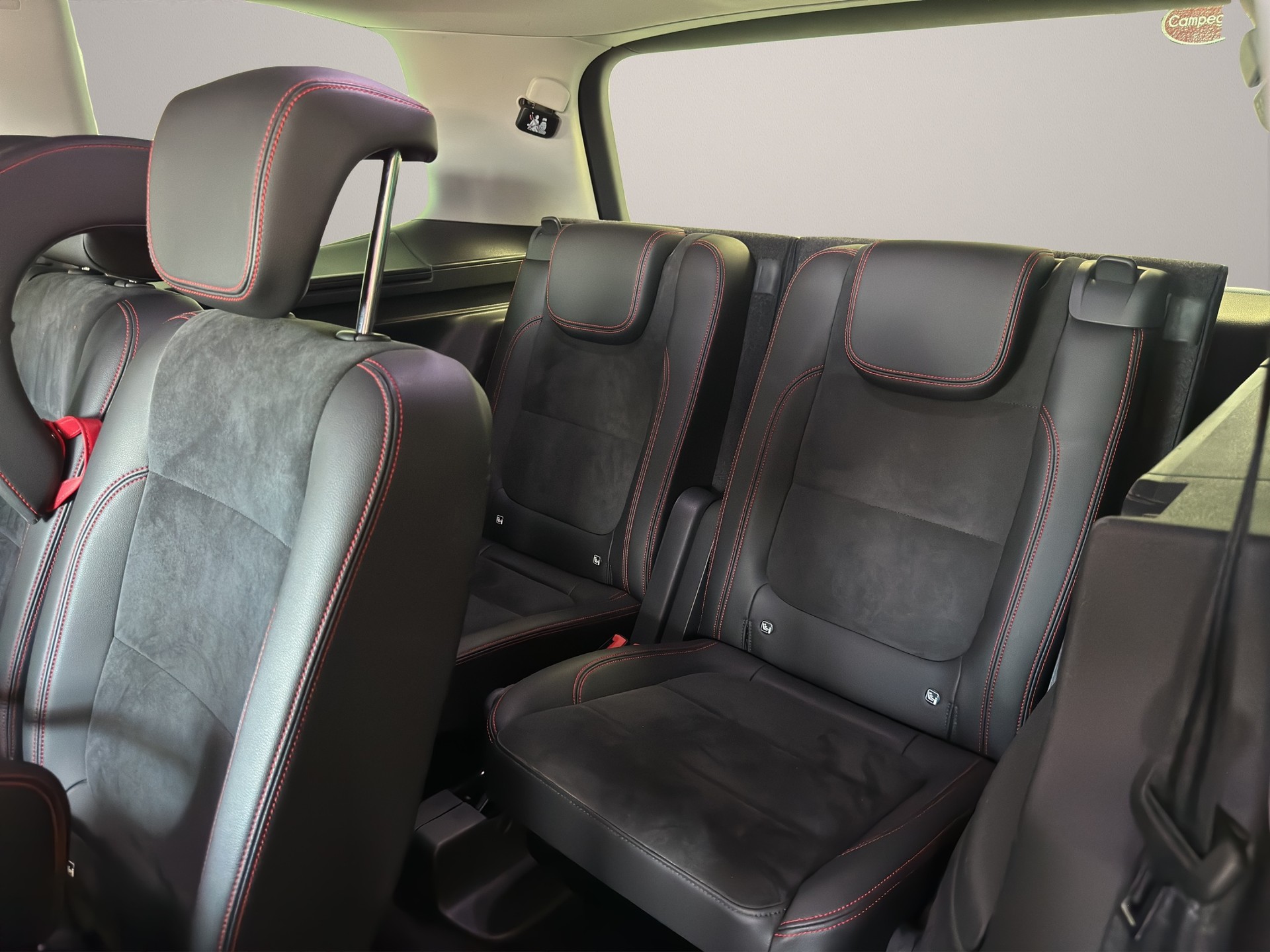 SEAT Alhambra 1.4 TSI DSG SWISS FR2-image-11