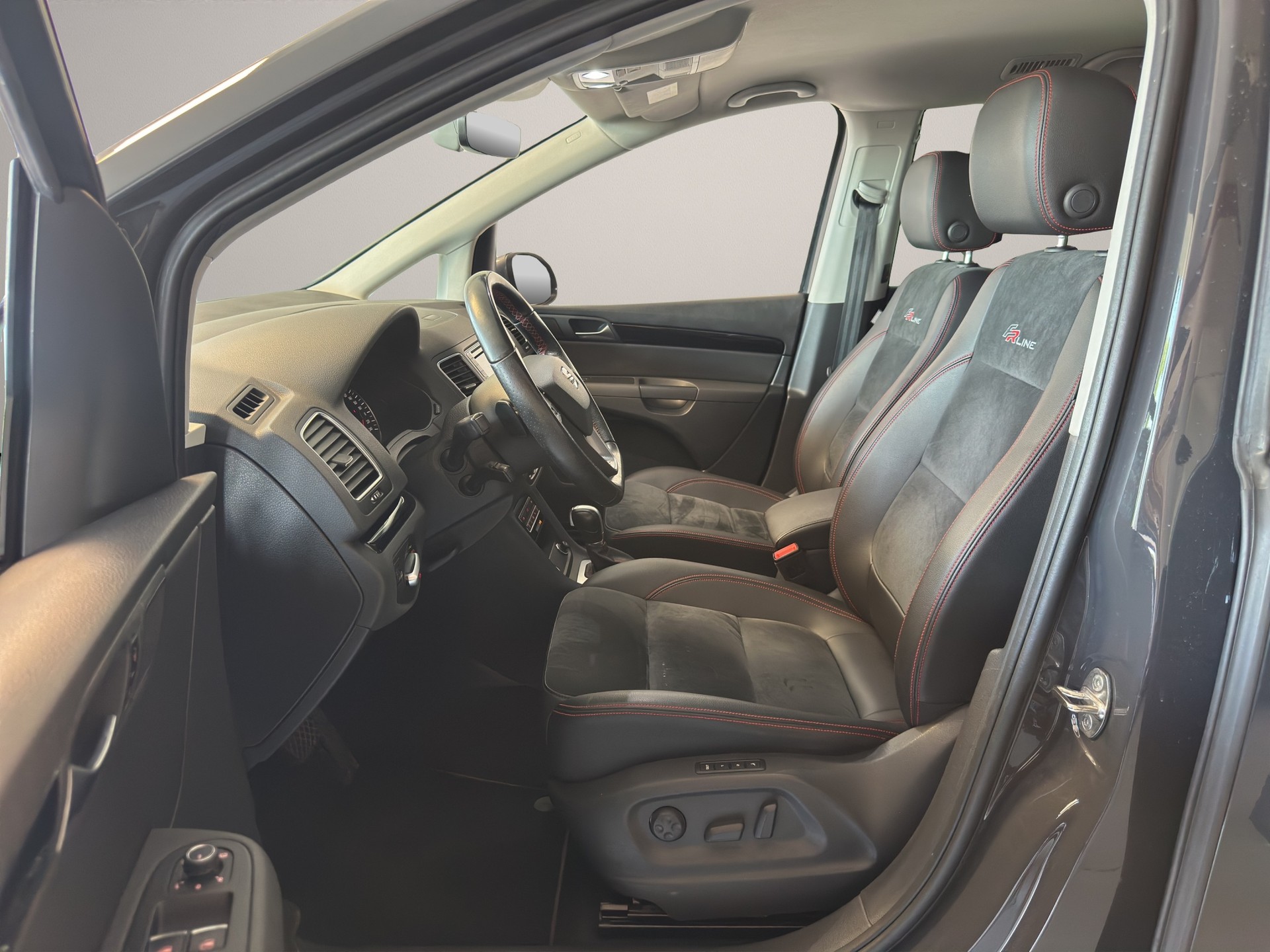 SEAT Alhambra 1.4 TSI DSG SWISS FR2-image-7