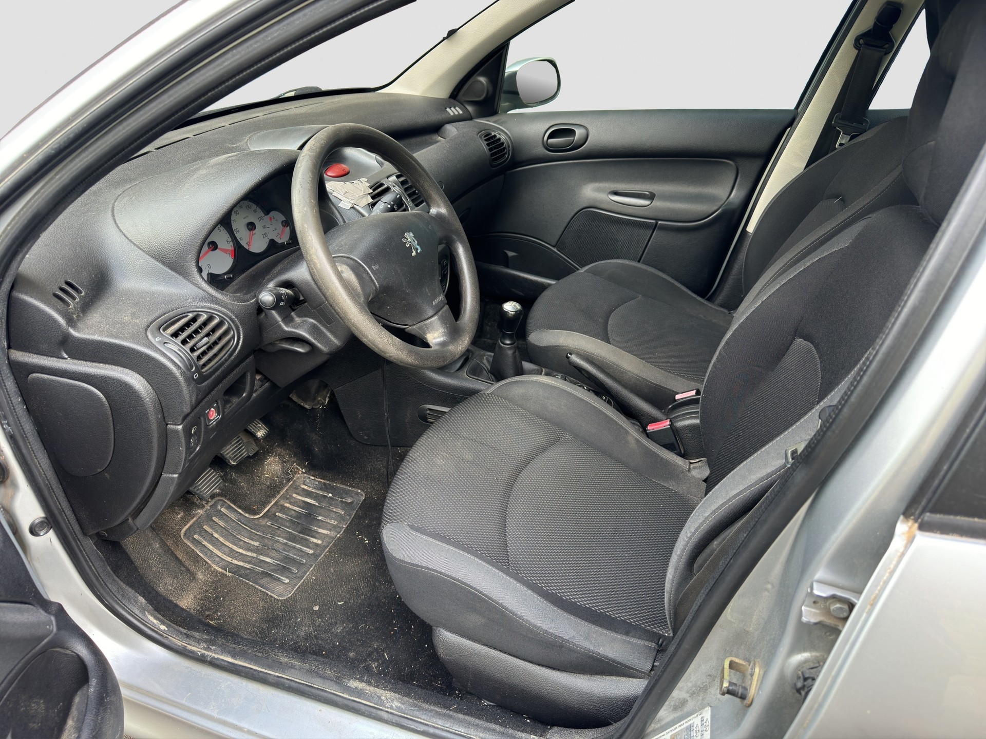 PEUGEOT 206 1.6 16V Platinum-image-4