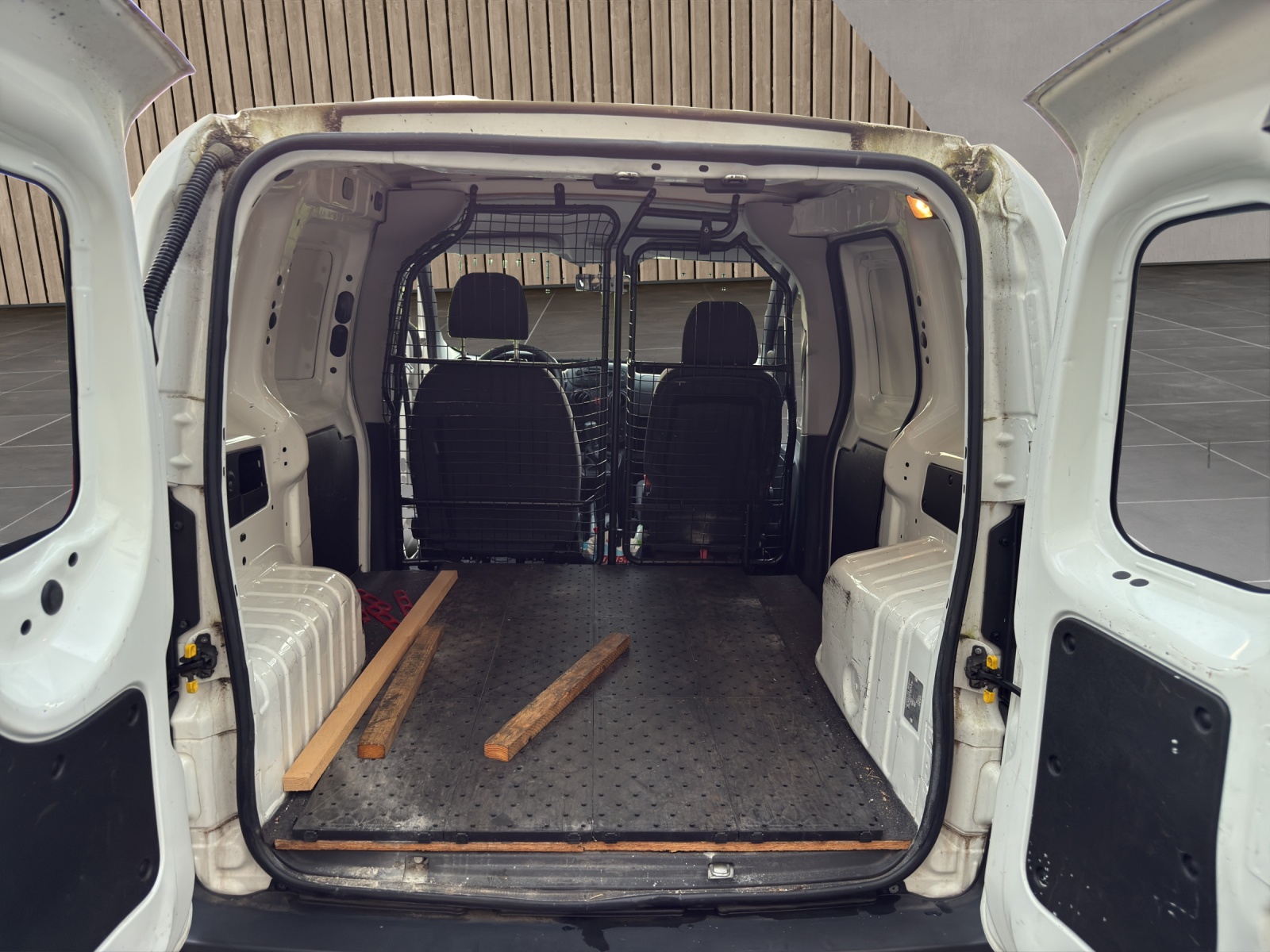 PEUGEOT Bipper 1.4i-image-3