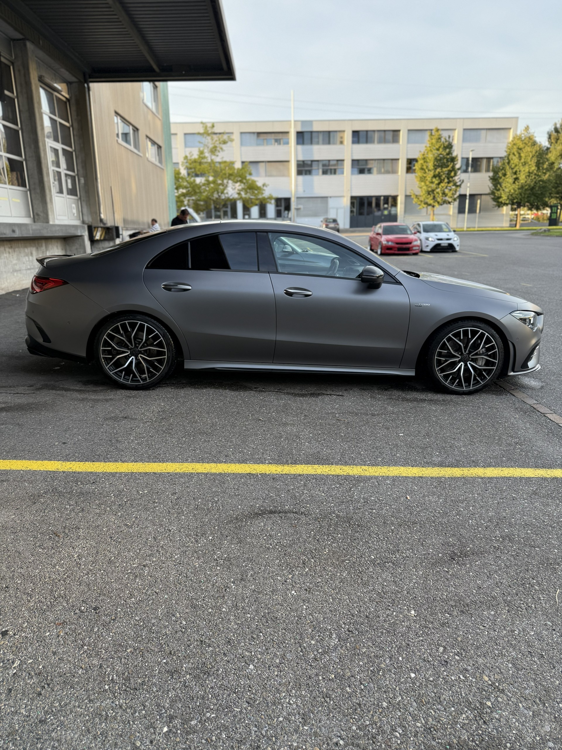MERCEDES-BENZ CLA 35 AMG 4matic-image-4