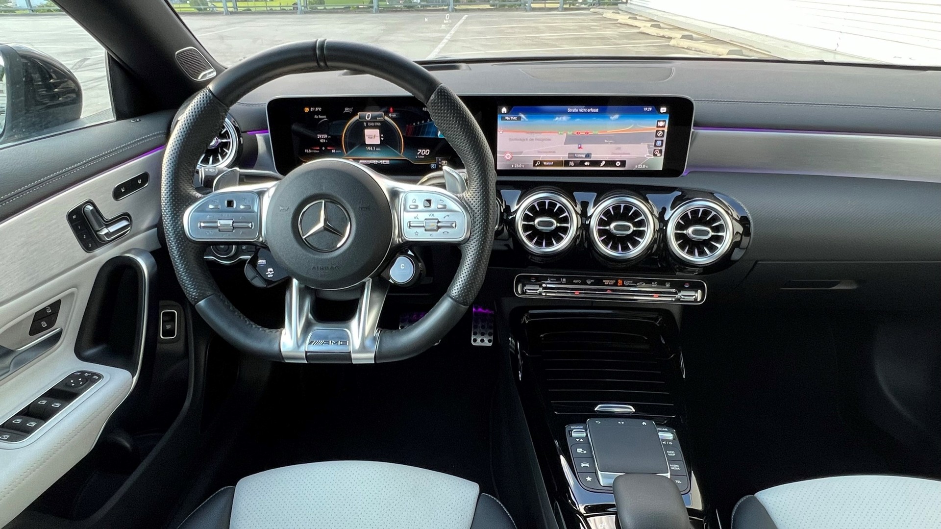 MERCEDES-BENZ CLA 35 AMG 4matic-image-1