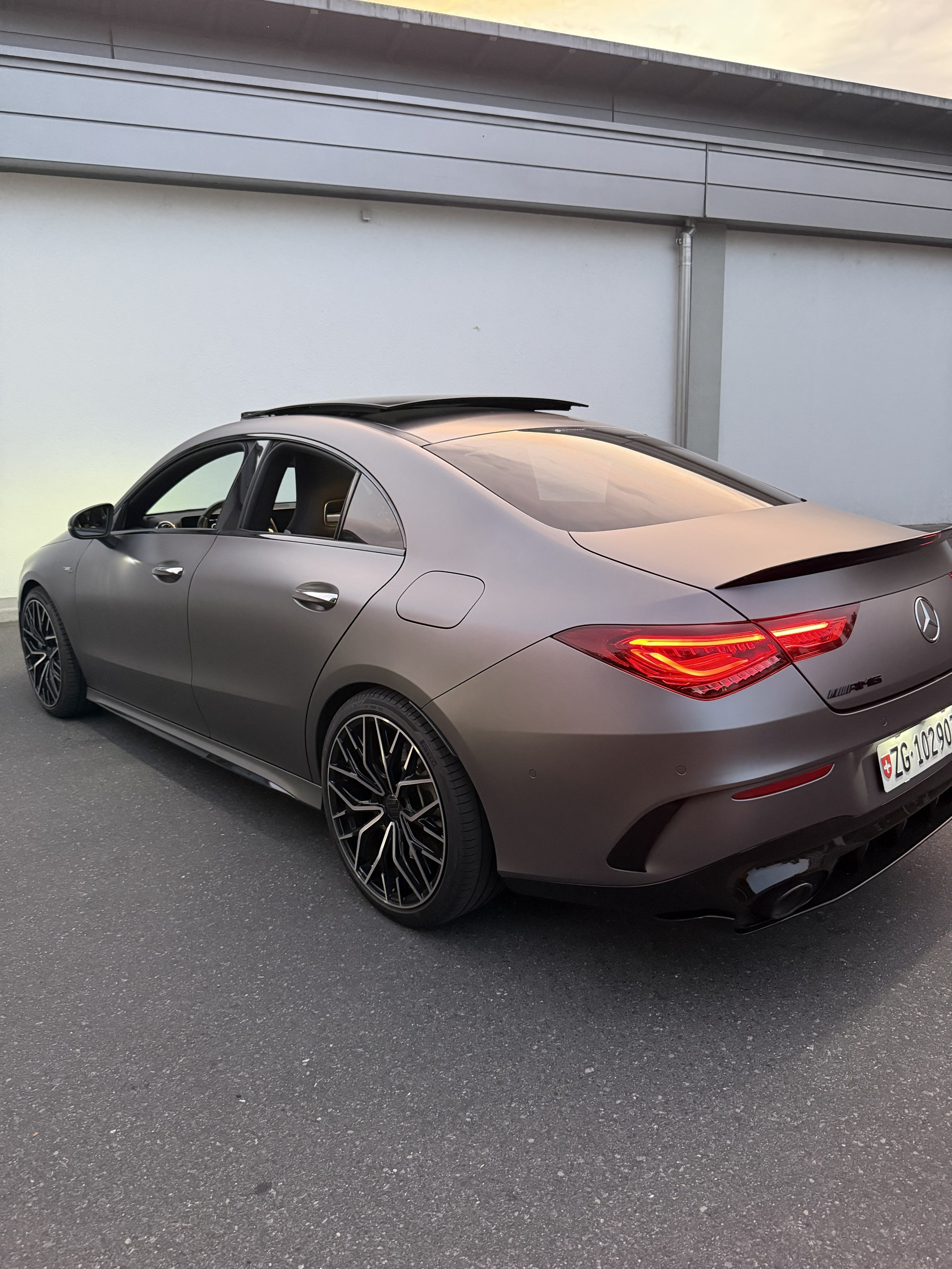 MERCEDES-BENZ CLA 35 AMG 4matic-image-2