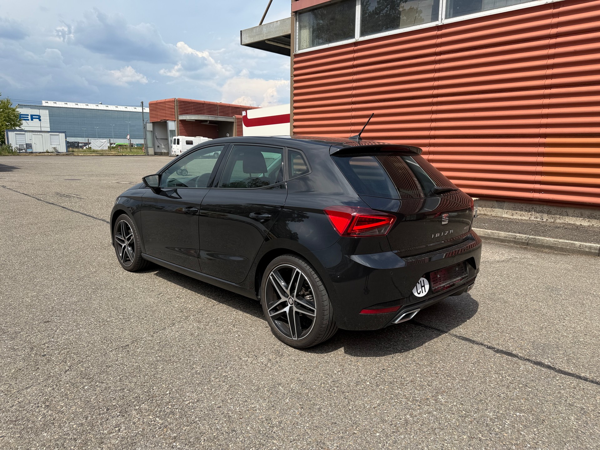 SEAT Ibiza 1.0 EcoTSI Swiss FR-image-5