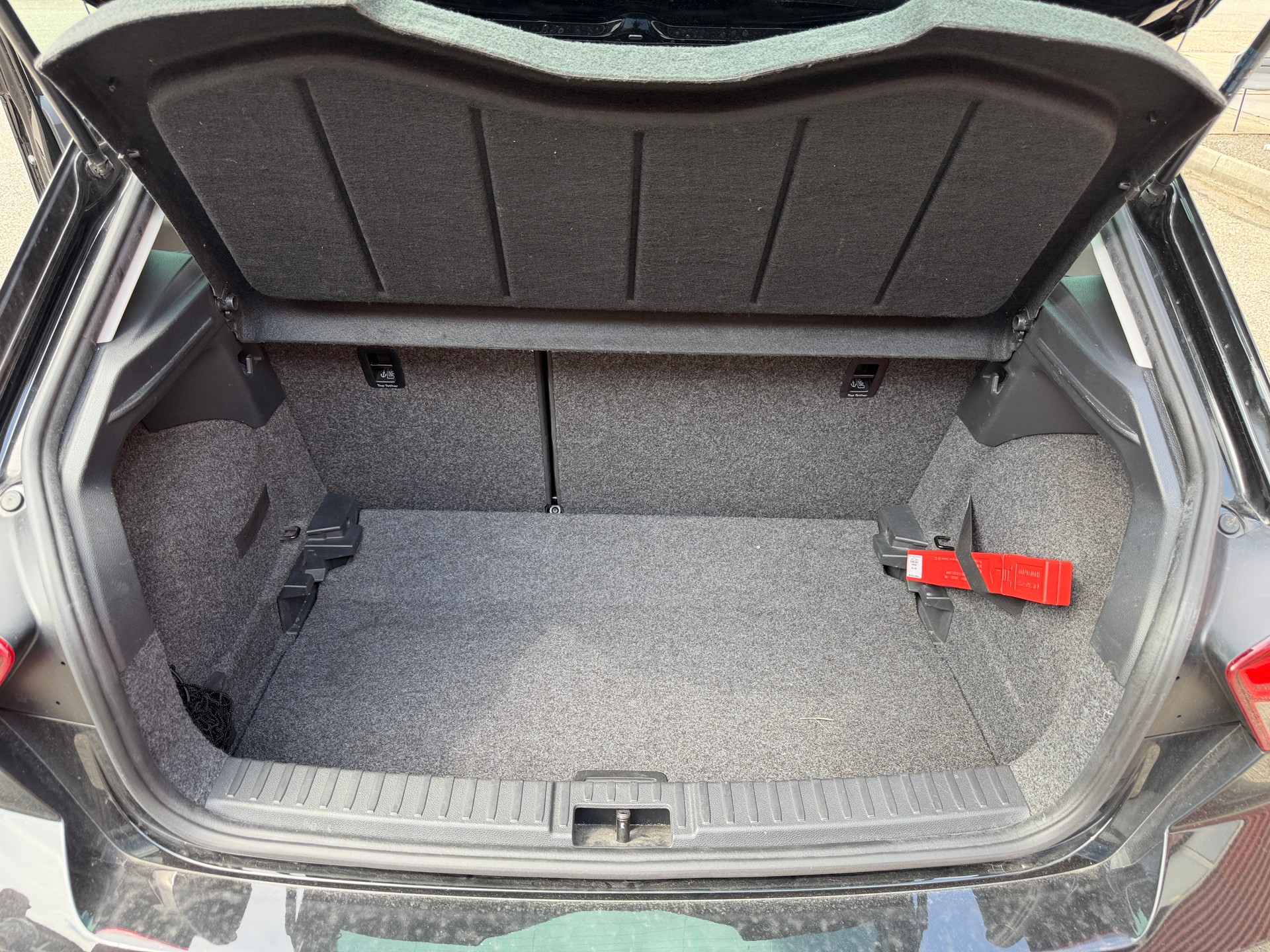 SEAT Ibiza 1.0 EcoTSI Swiss FR-image-13