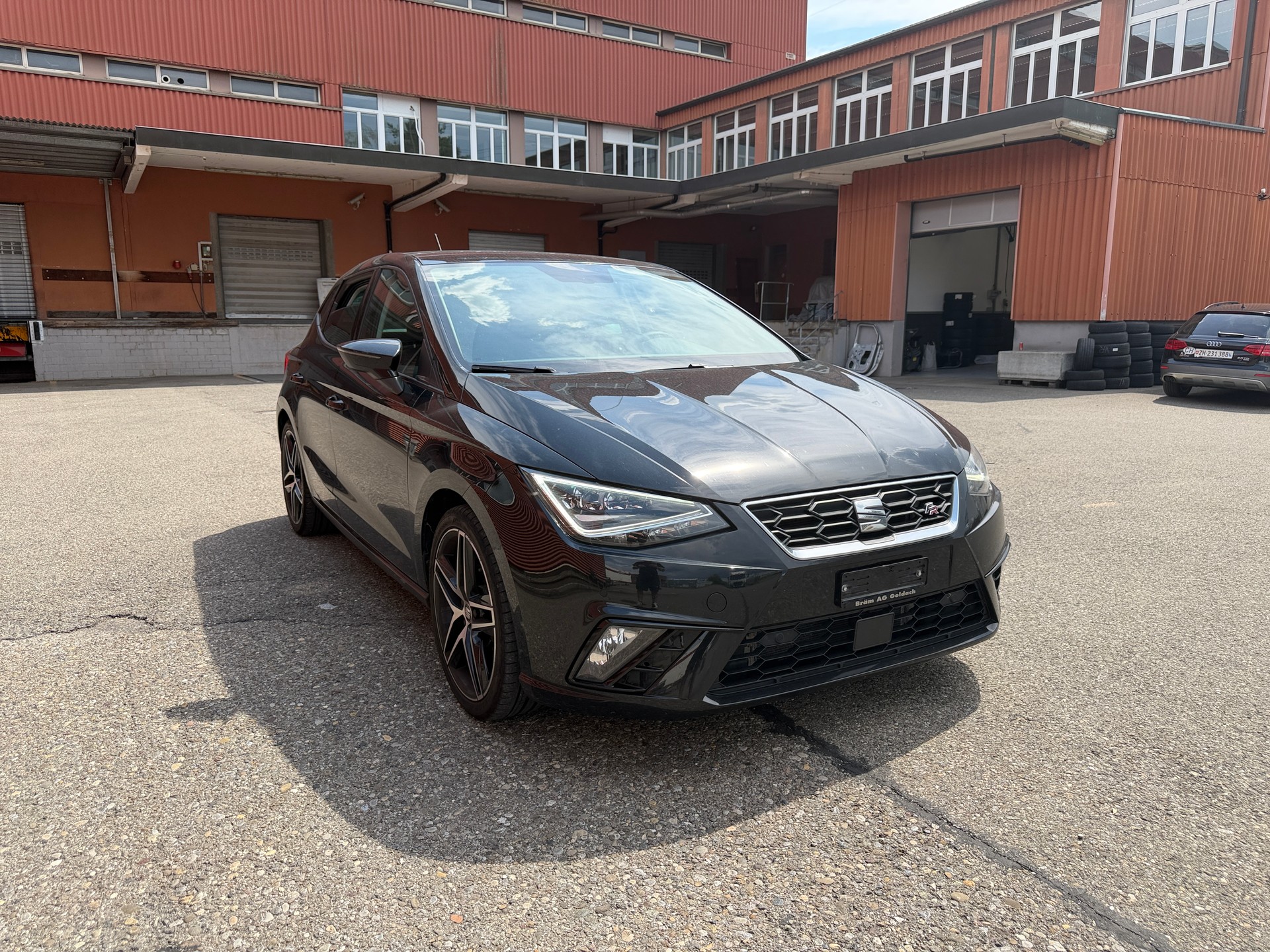 SEAT Ibiza 1.0 EcoTSI Swiss FR-image-0
