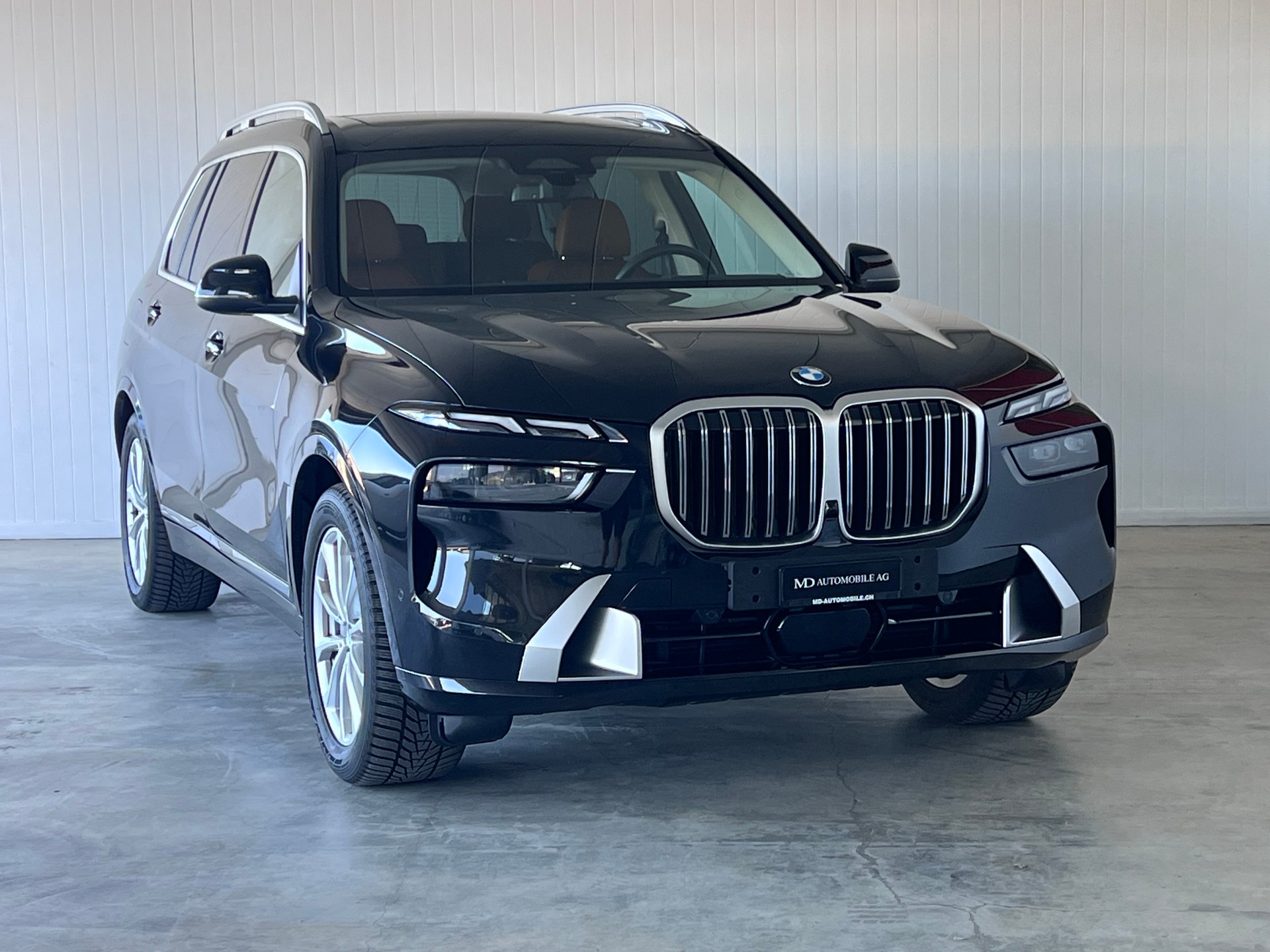 BMW X7 xDrive 48V 40d Steptronic-image-2