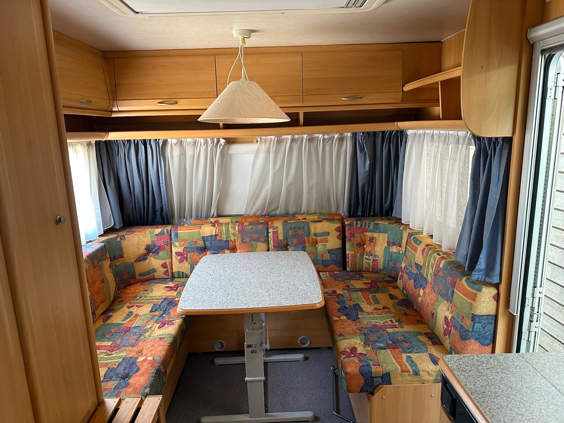 DETHLEFFS EL3 Camper-image-1