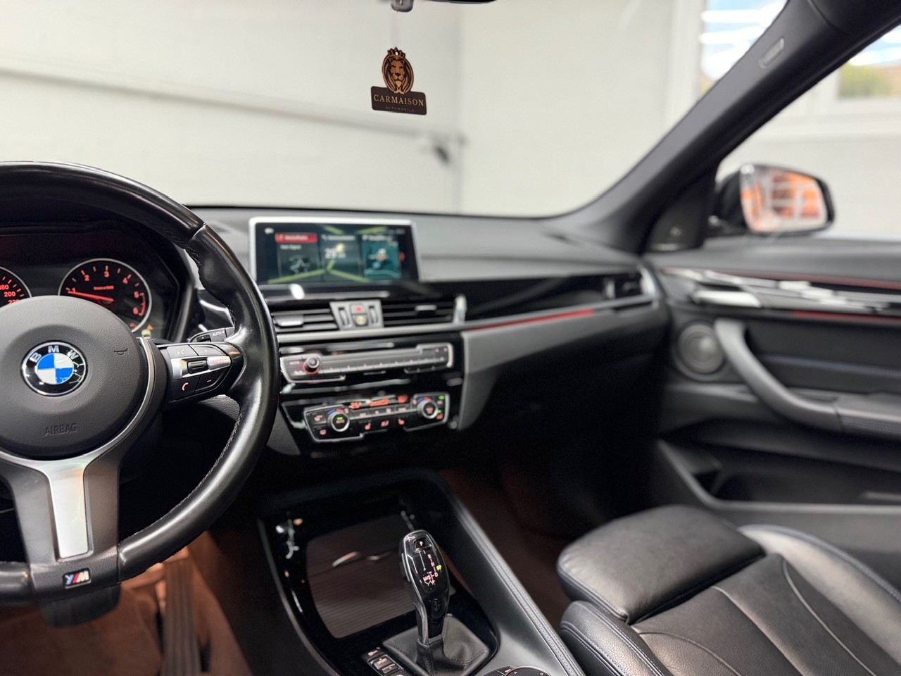 BMW X1 xDrive 20d M Sport | Head-Up Display | Panorama Dach | Harman/Kardon | CH-Auto-image-19