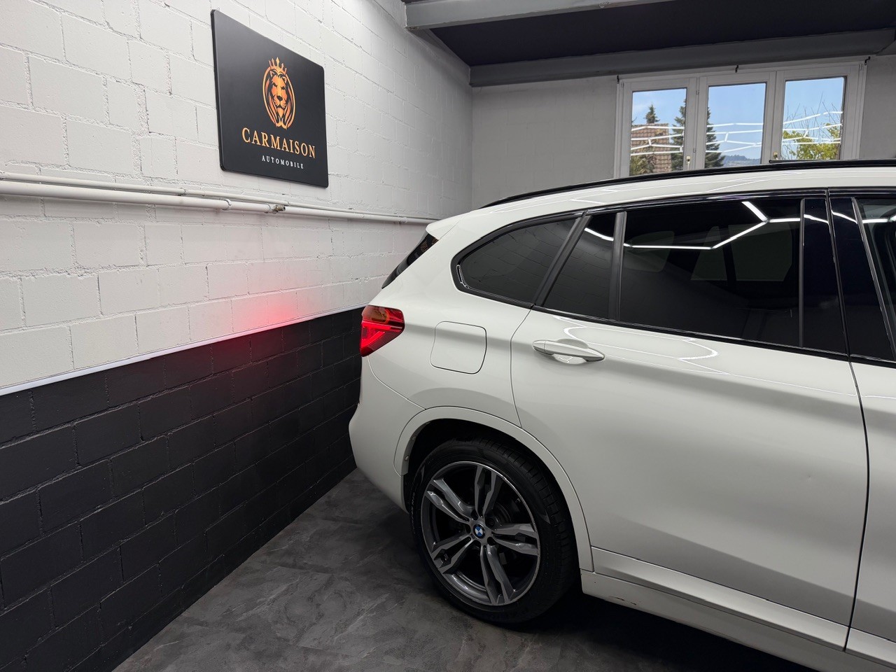 BMW X1 xDrive 20d M Sport | Head-Up Display | Panorama Dach | Harman/Kardon | CH-Auto-image-4
