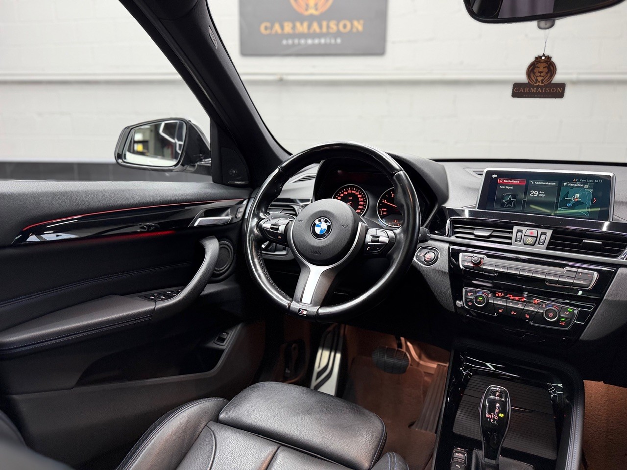 BMW X1 xDrive 20d M Sport | Head-Up Display | Panorama Dach | Harman/Kardon | CH-Auto-image-17