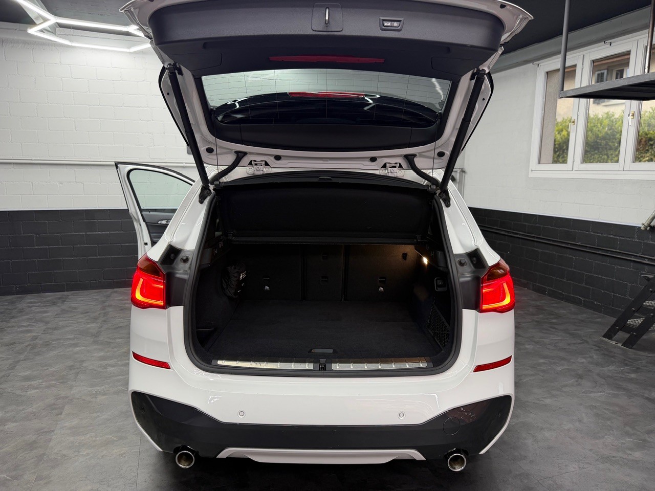 BMW X1 xDrive 20d M Sport | Head-Up Display | Panorama Dach | Harman/Kardon | CH-Auto-image-24