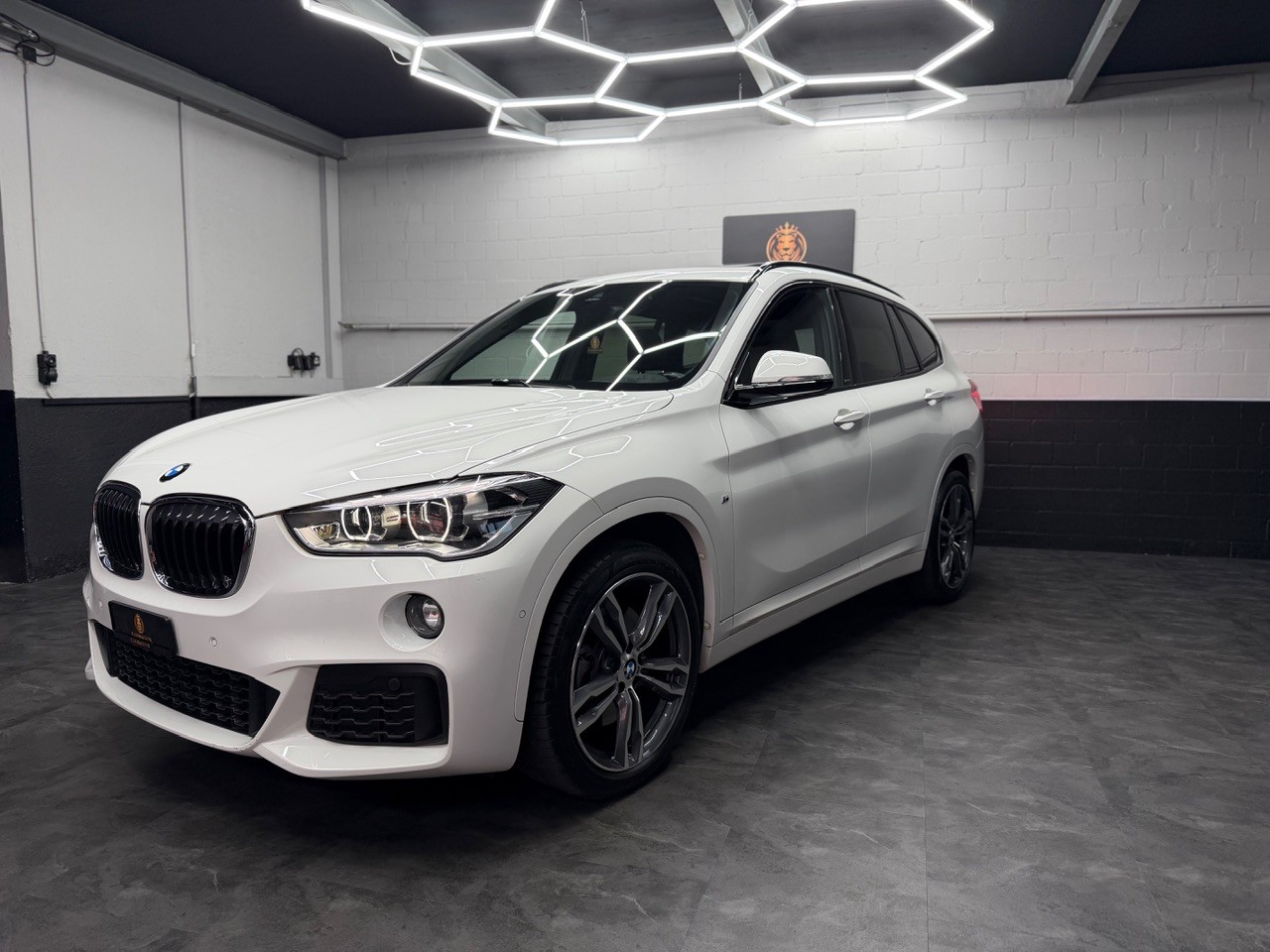 BMW X1 xDrive 20d M Sport | Head-Up Display | Panorama Dach | Harman/Kardon | CH-Auto-image-2