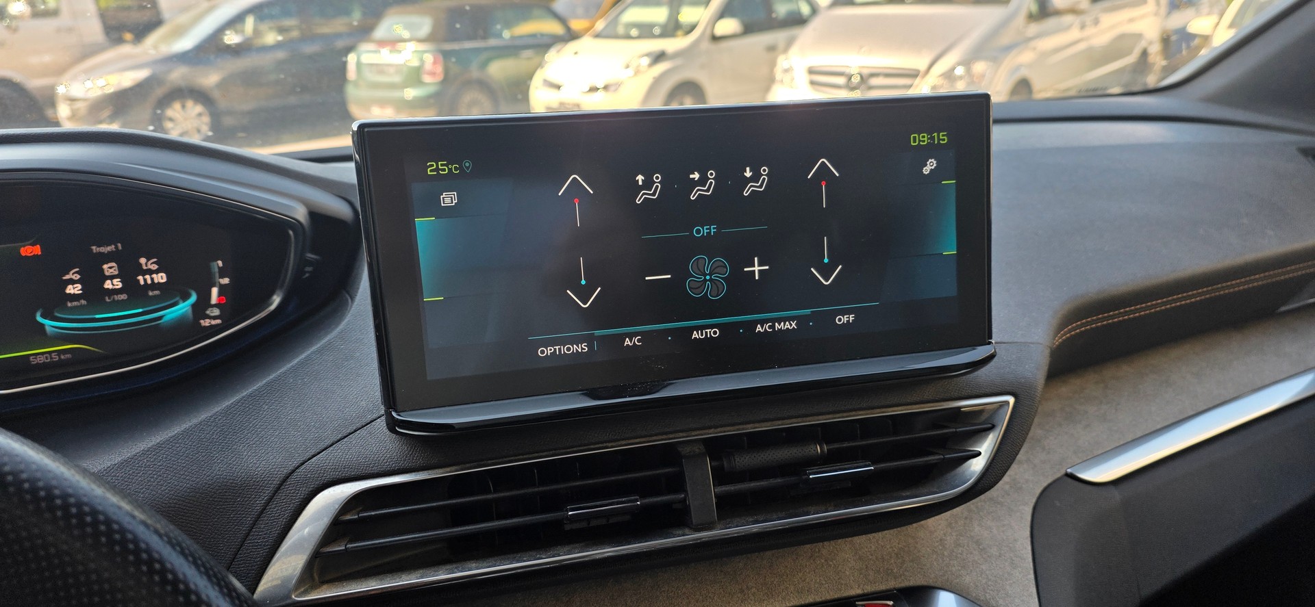 PEUGEOT 3008-image-8