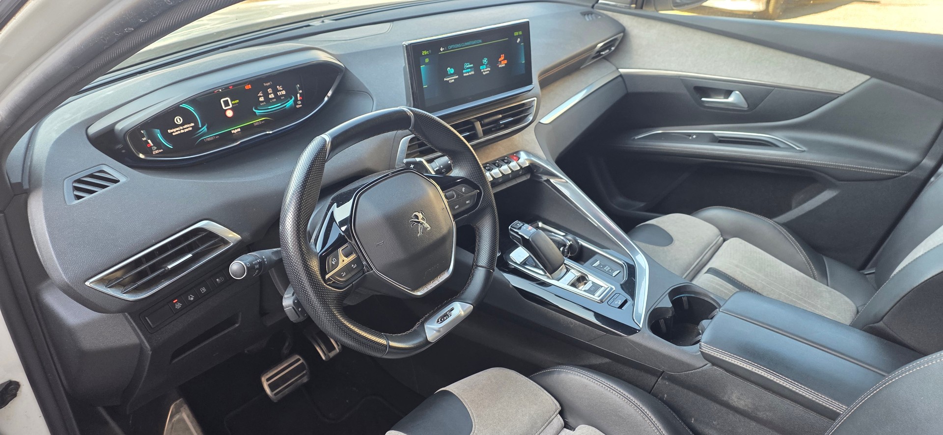 PEUGEOT 3008-image-7