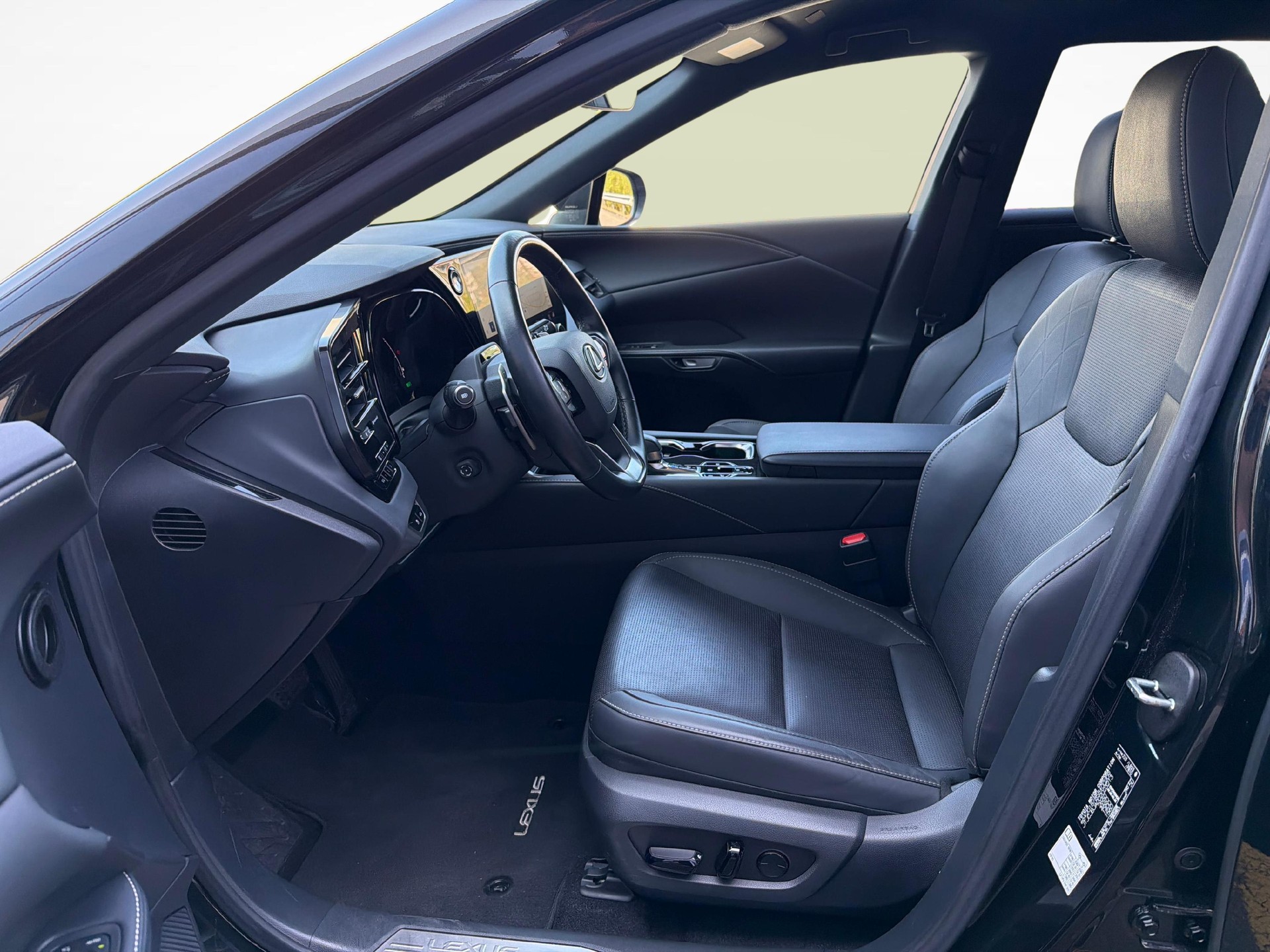 LEXUS RX 350h F-Line-image-18