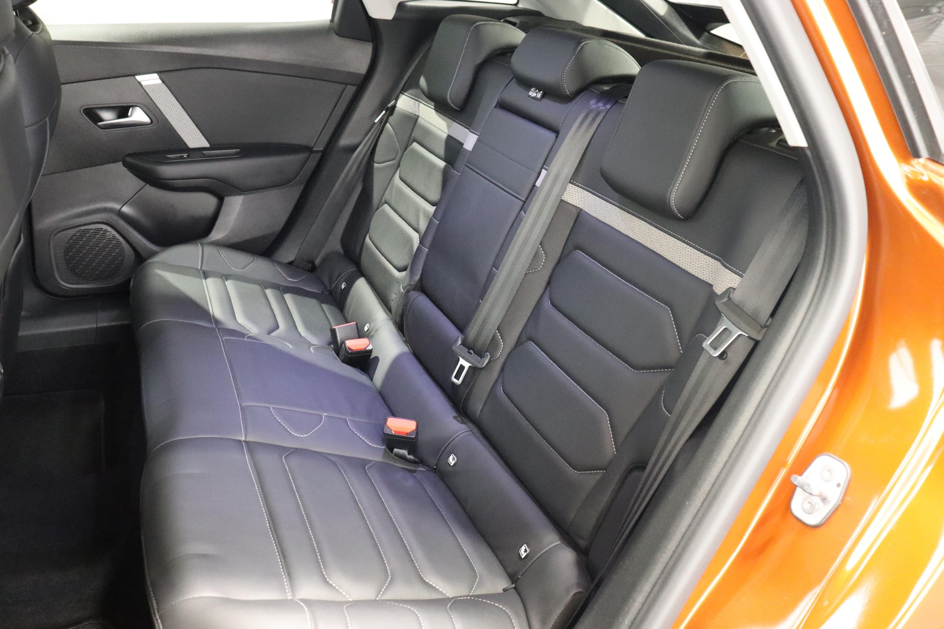 CITROEN C4 1.2 PureTech Shine Pack-image-6
