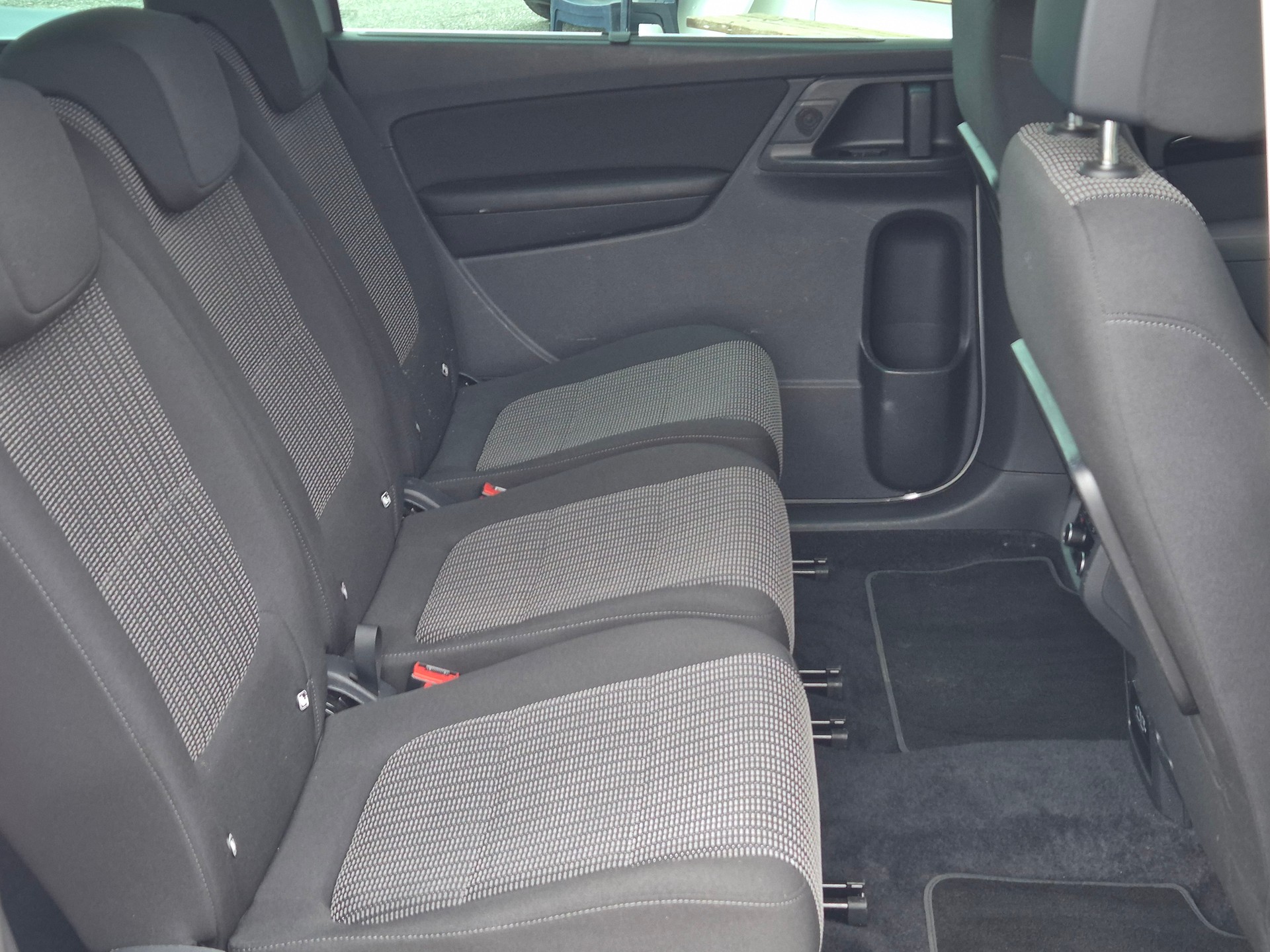 SEAT Alhambra 1.4 TSI DSG Style-image-16