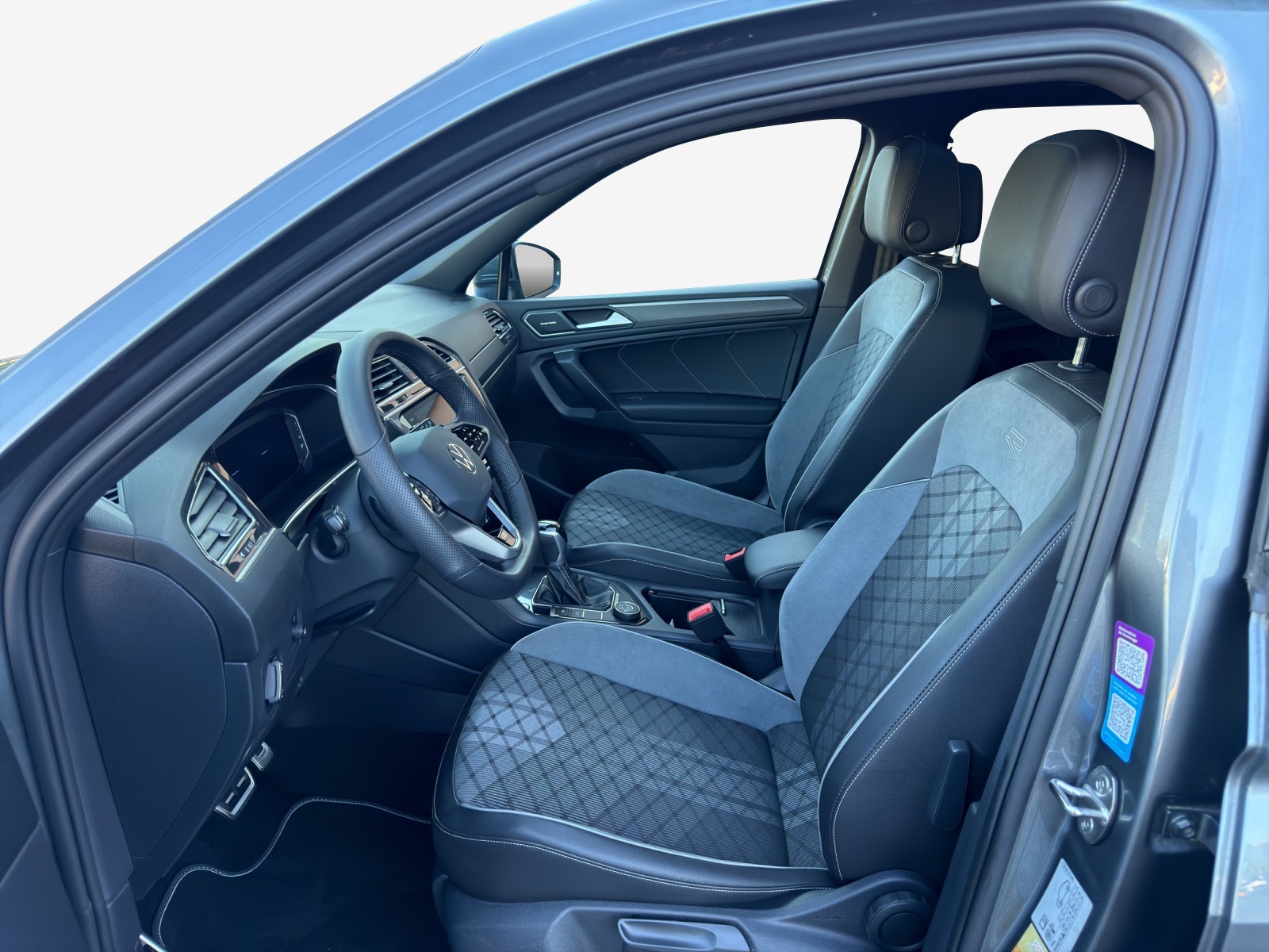 VW Tiguan Allspace 2.0TSI R-Line 4Motion DSG-image-7