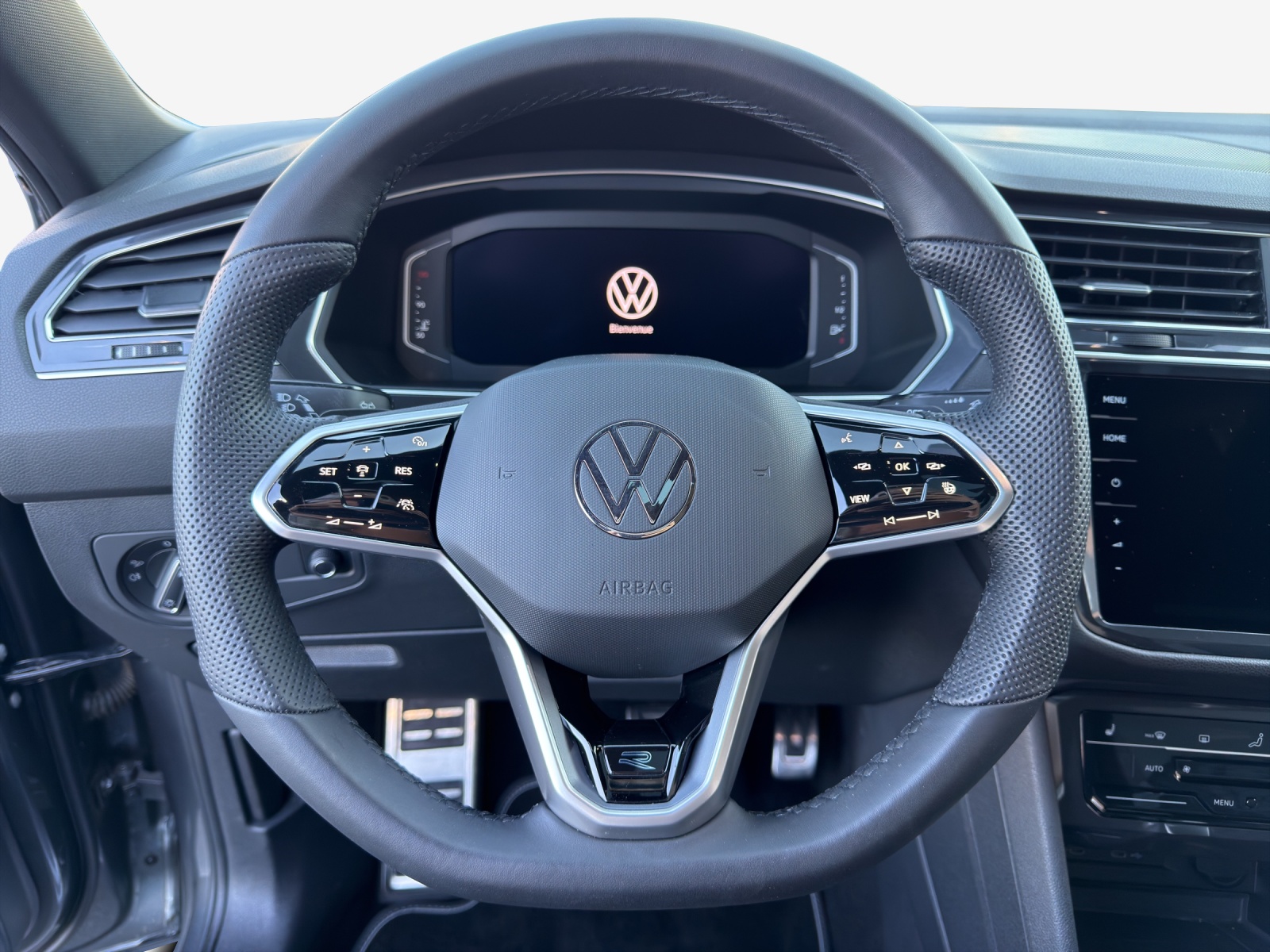 VW Tiguan Allspace 2.0TSI R-Line 4Motion DSG-image-9