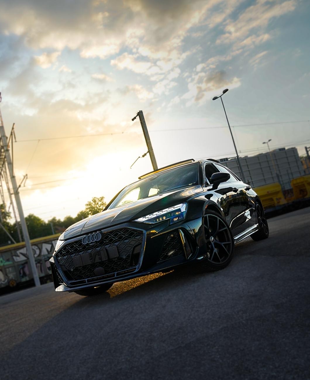 AUDI RS3 Sportback 2.5 TSI quattro S-tronic-image-2