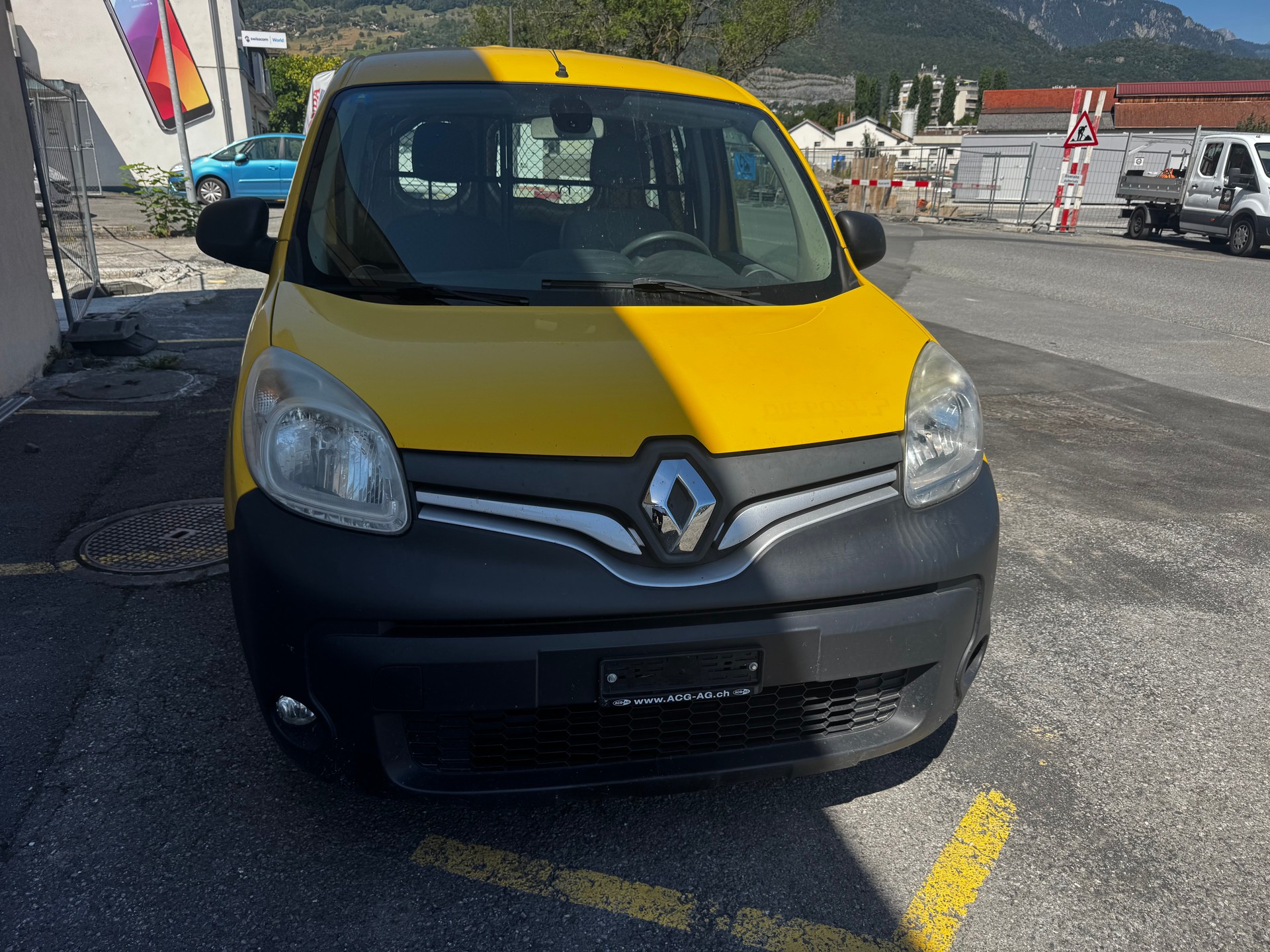 RENAULT Kangoo Medium TCe 115 Business A-image-0