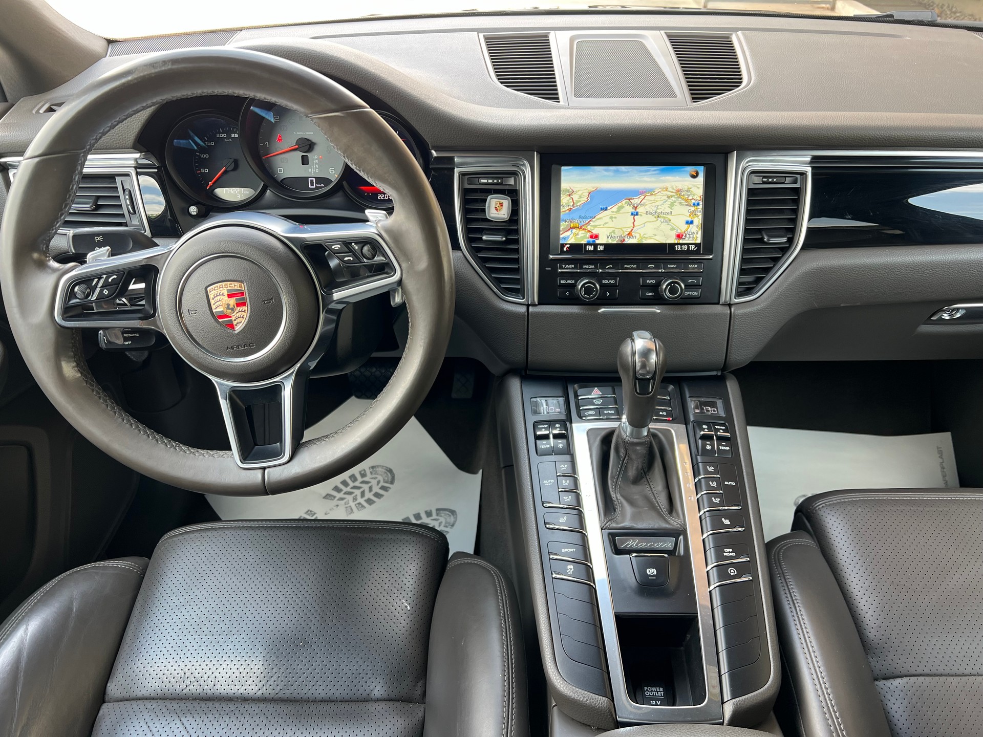 PORSCHE Macan S Diesel PDK-image-9