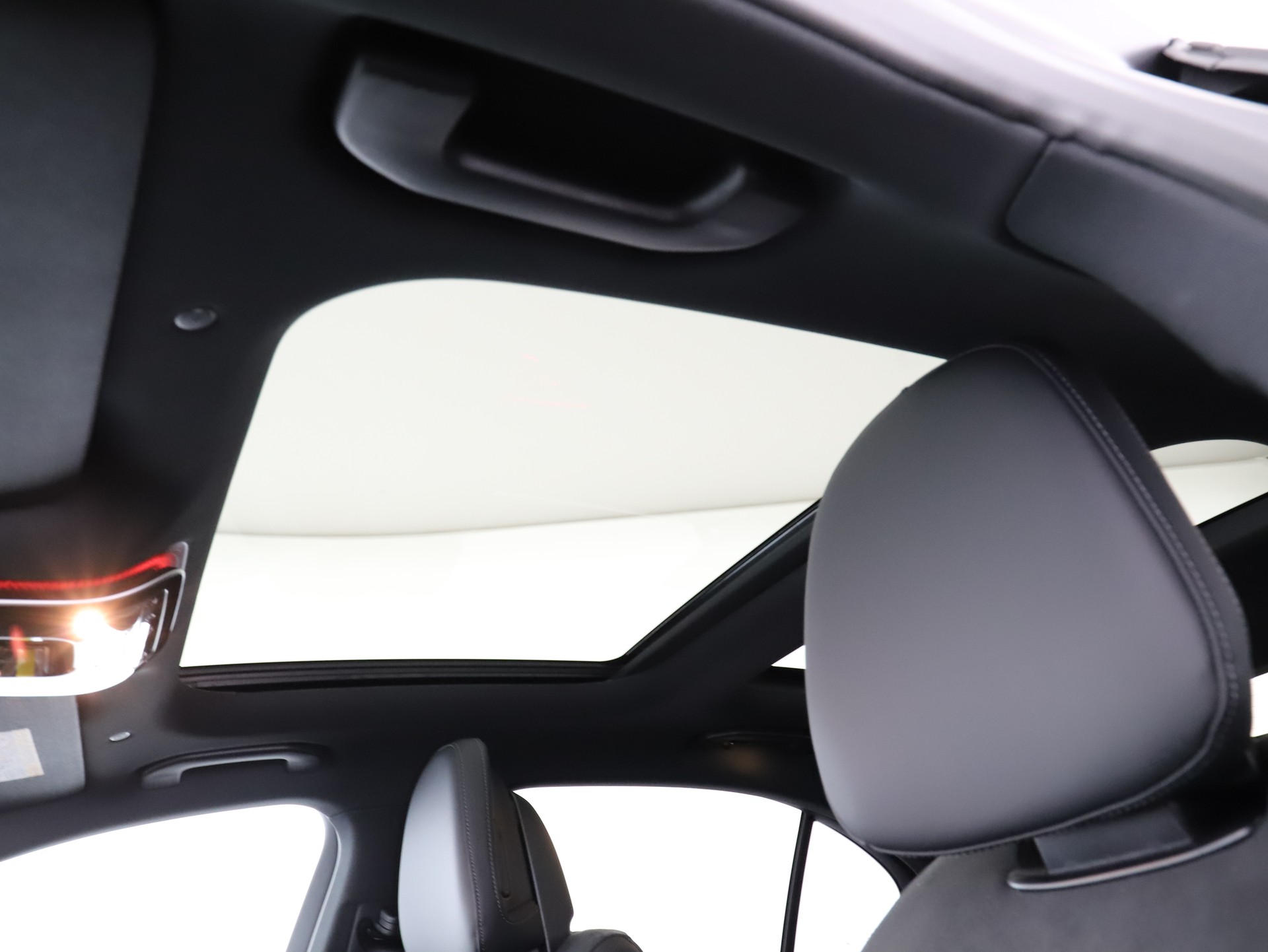 MERCEDES-BENZ C 220 d 4 M Swiss Star-image-10