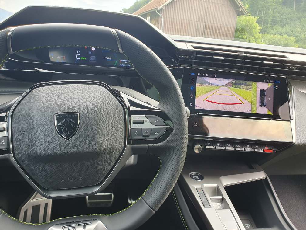PEUGEOT 308 SW 1.6 Plug in Hybrid 195 GT-image-11