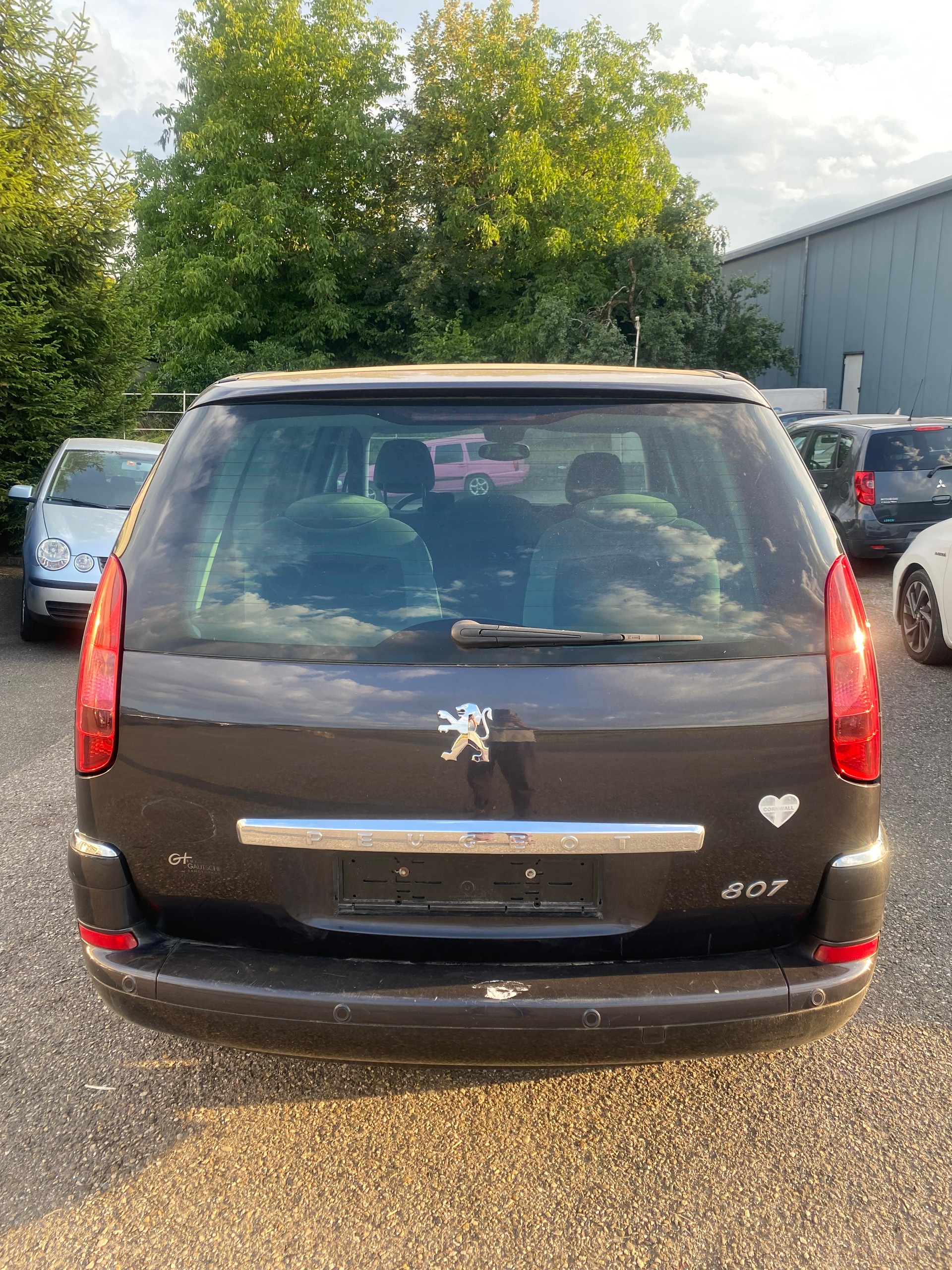 PEUGEOT 807 2.0 16V HDi (SR) Family-image-3